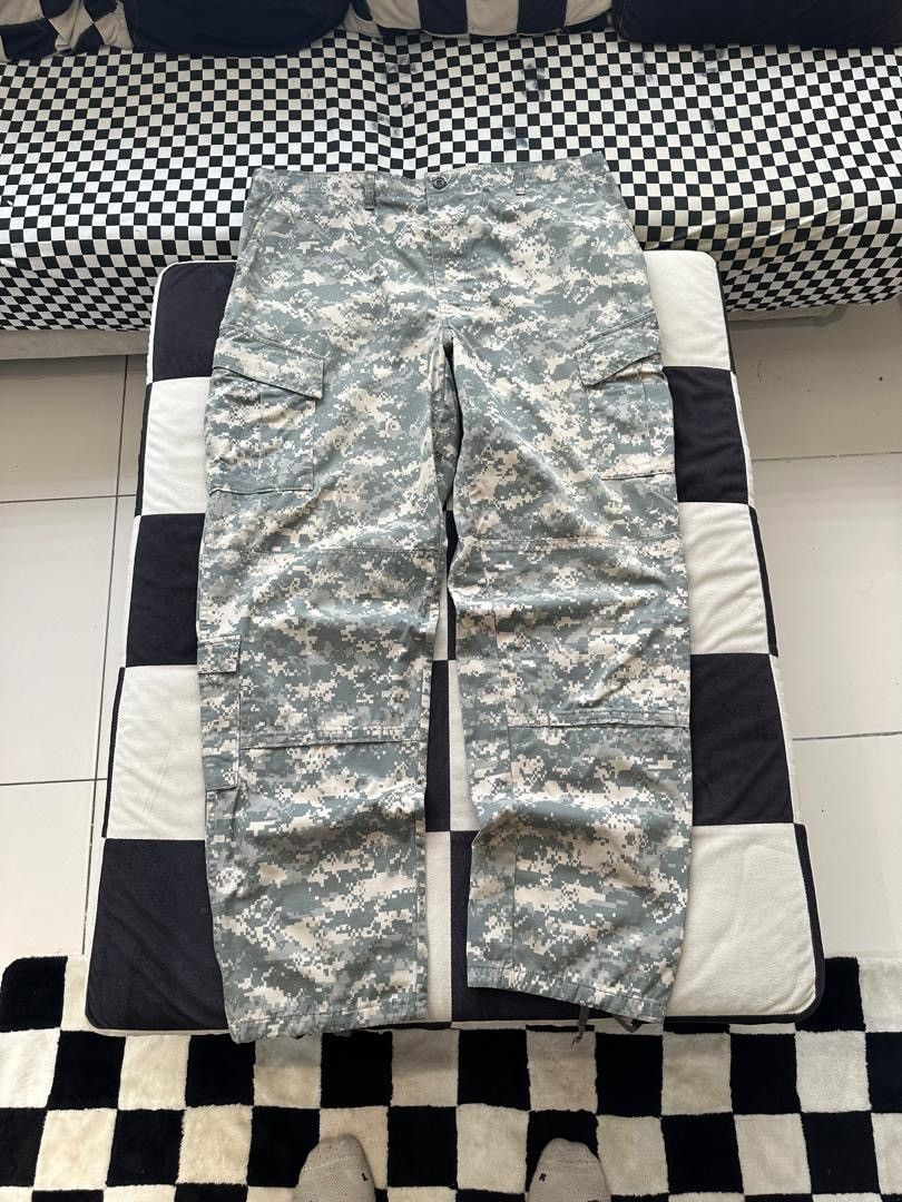 VINTAGE ARMY CARGO CAMO DIGITAL PANTS