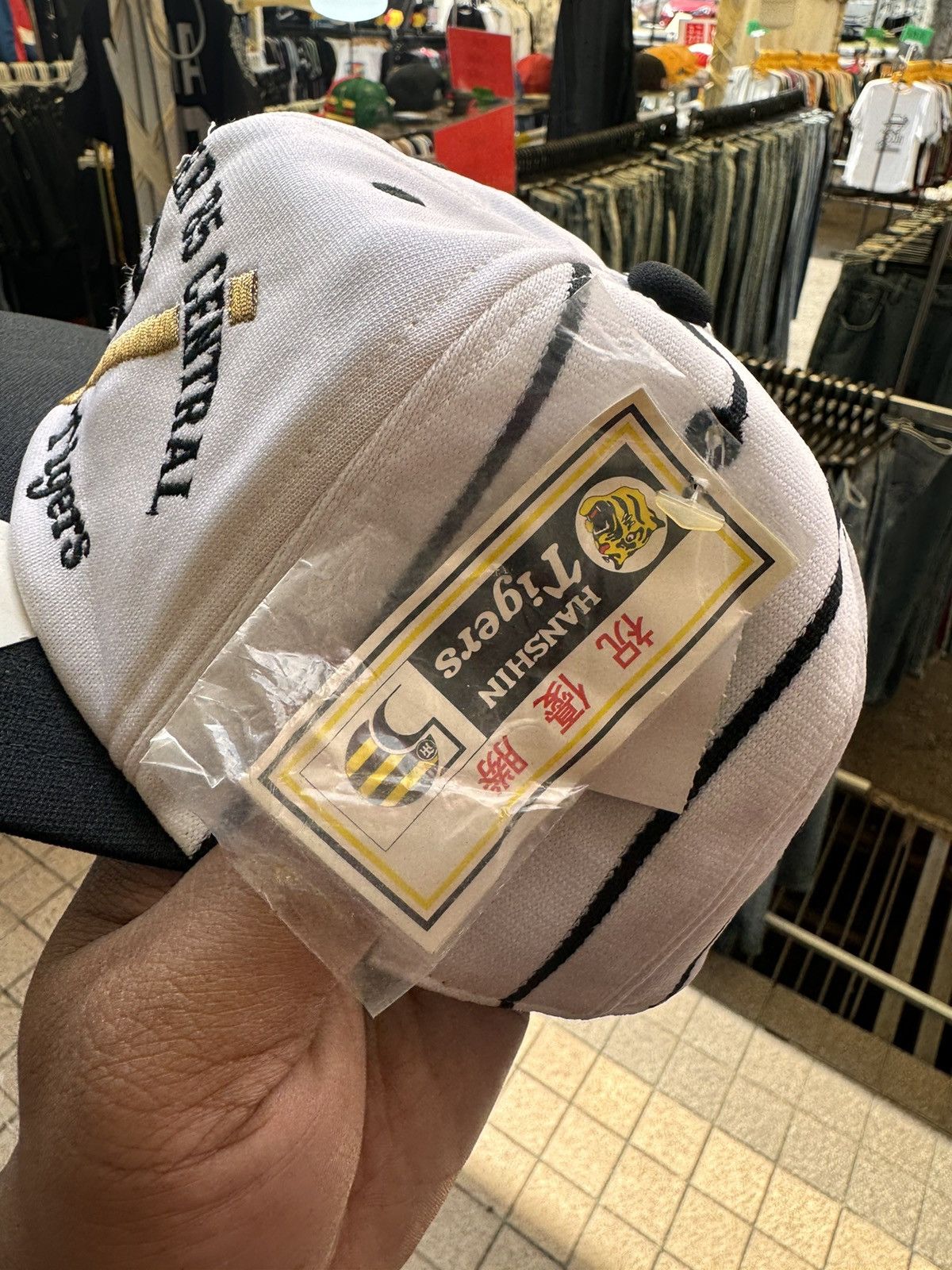Japanese Brand × Vintage Hanshin Tigers Vintage 1985 NOS Cap Baseball Japan Size ONE SIZE - 3 Thumbnail
