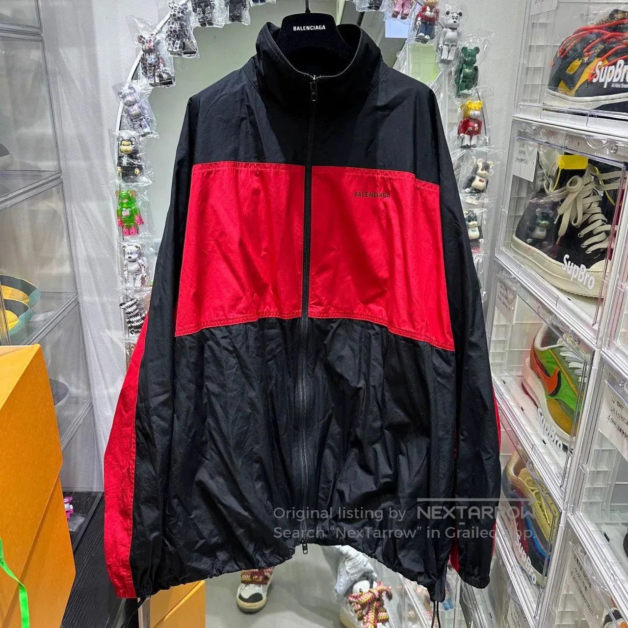 Balenciaga Balenciaga Black Red Embroidered Jacket. Size US XL / EU 56 / 4 - 1 Thumbnail