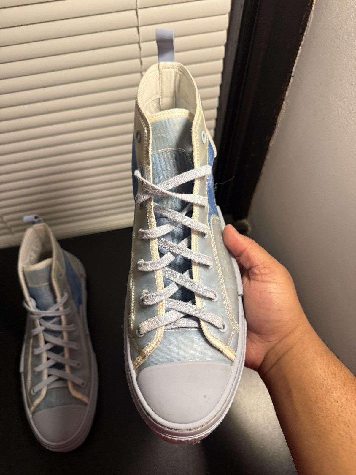 Dior Dior B23 High Top Daniel Arsham Light Blue US 11 / 44 EU Size US 11 / EU 44 - 7 Thumbnail