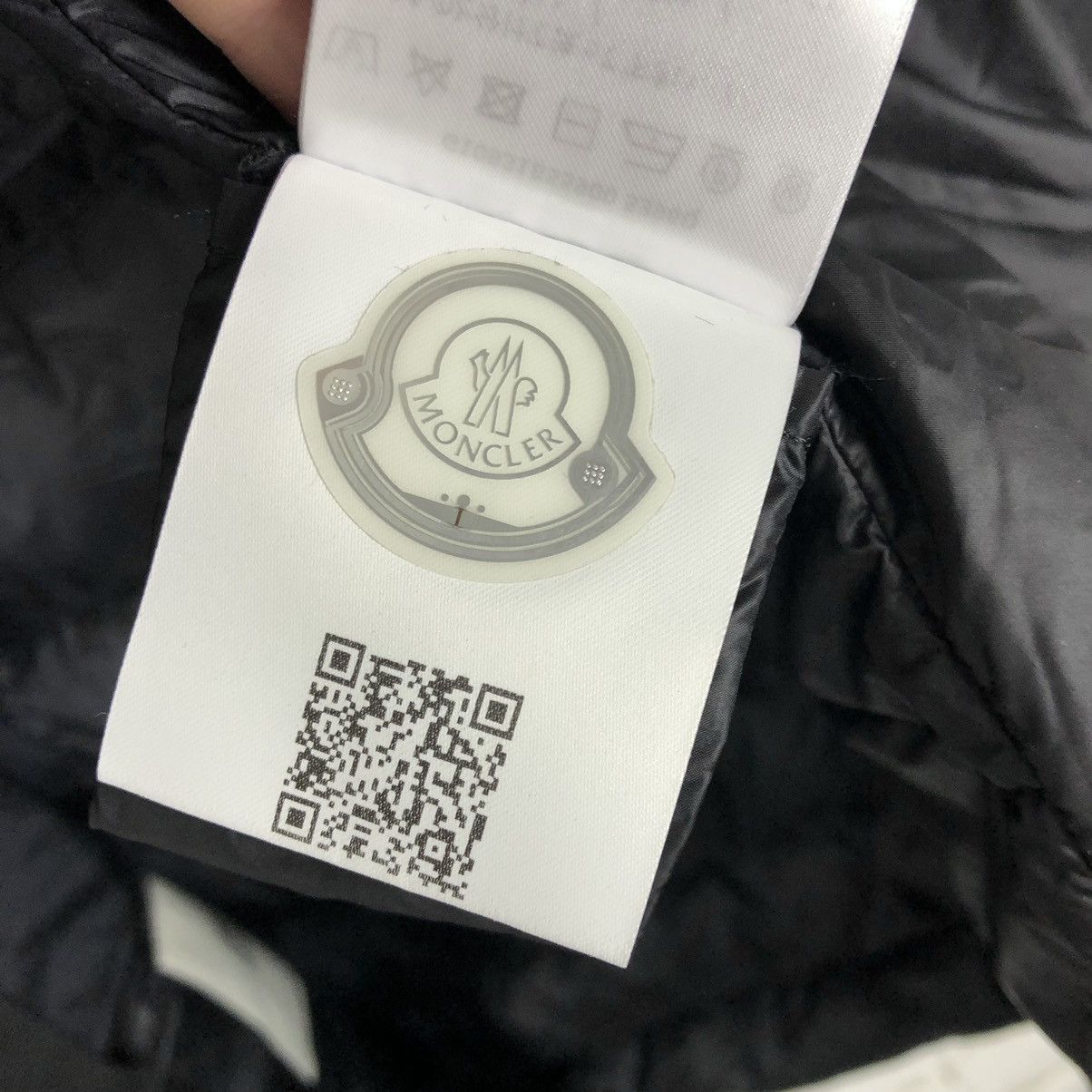 Moncler Moncler Gnosia mid-length coat jacket Size XXL / US 16-18 / IT 52-54 - 19 Thumbnail