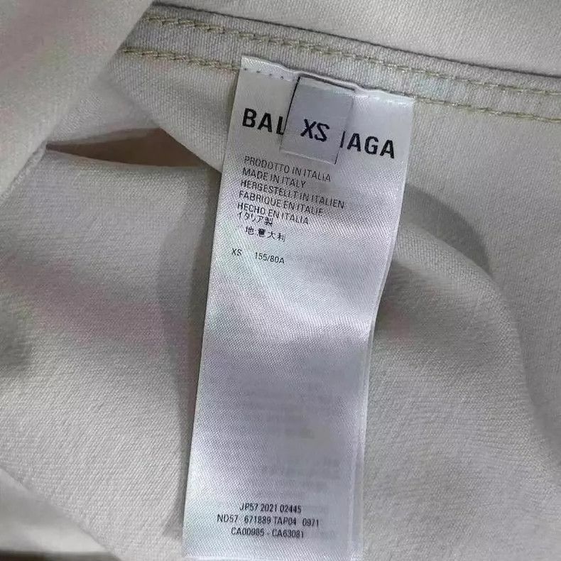 Balenciaga Balenciaga Wash and Wear Embroidered Logo Denim Jacket Size US XS / EU 42 / 0 - 5 Thumbnail