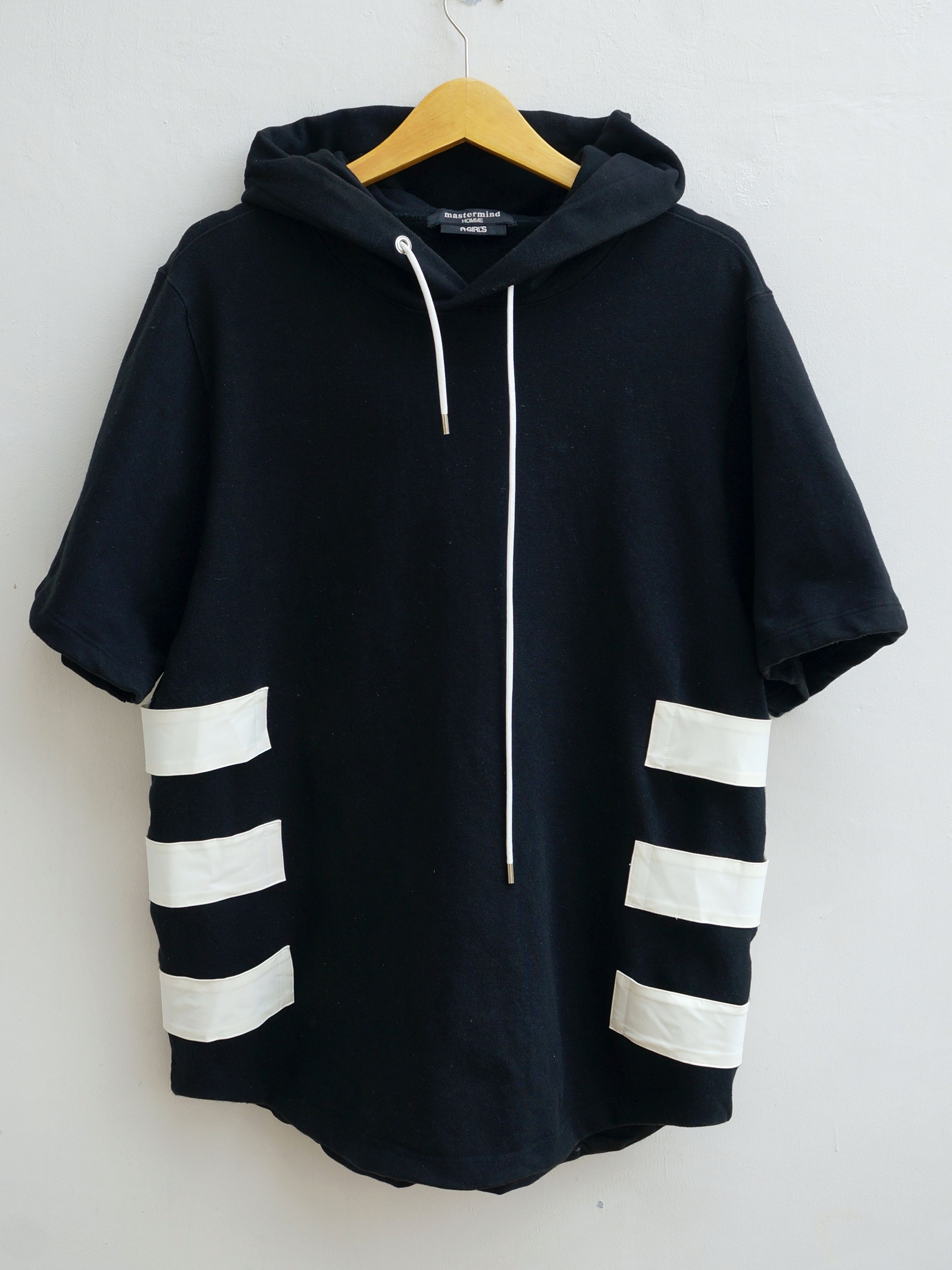 image of Mastermind Japan Mastermind Homme Feat. Agirls Hooded Sweatshirt in Black, Men's (Size Medium)