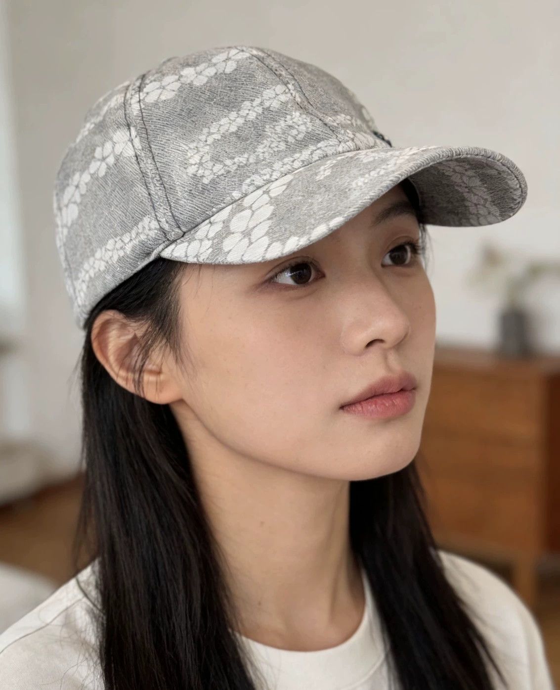 Chanel Chanel 25M CocoBeach gray print denim baseball cap 55-60 Size ONE SIZE - 2 Thumbnail