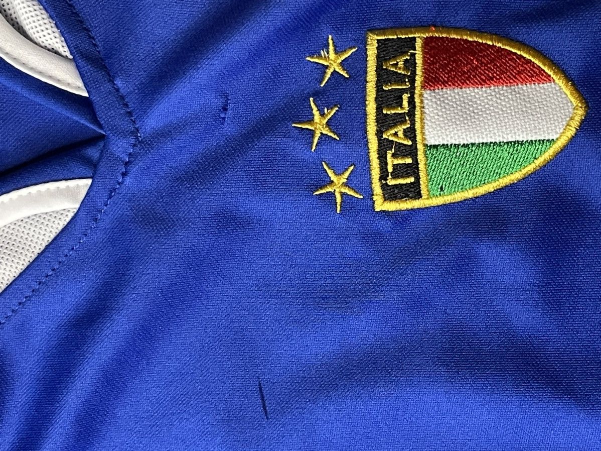 Other Vintage Italy embroidered soccer jersey Size US XL / EU 56 / 4 - 4 Thumbnail