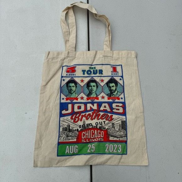 Band Tees × Designer NEW JONAS BROTHERS CHICAGO ILLINOIS TOUR TOTE BAG Size ONE SIZE - 3 Thumbnail