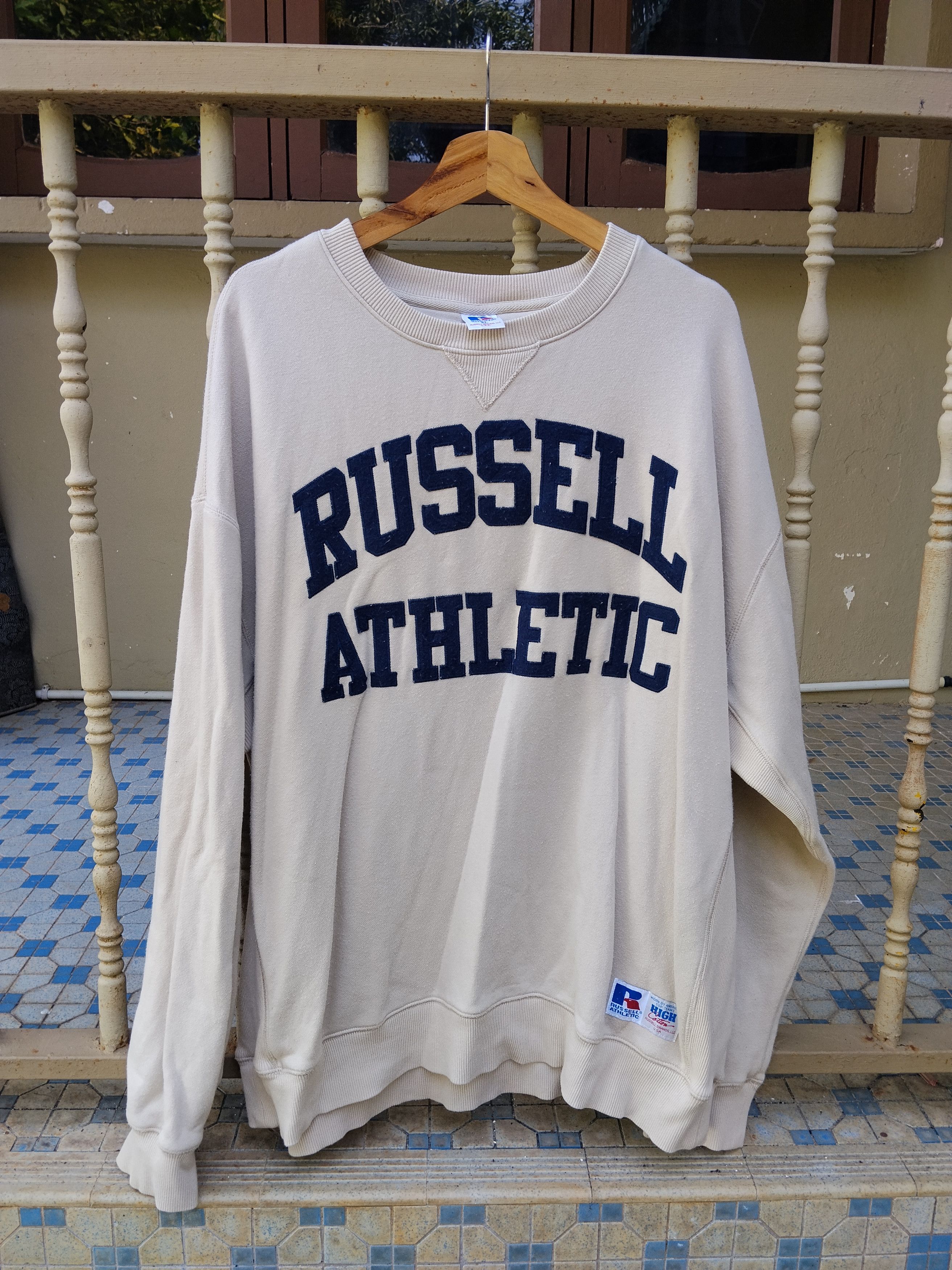 Russell Athletic Vintage Russell Athletic Sweatshirts Size US XL / EU 56 / 4 - 1 Thumbnail