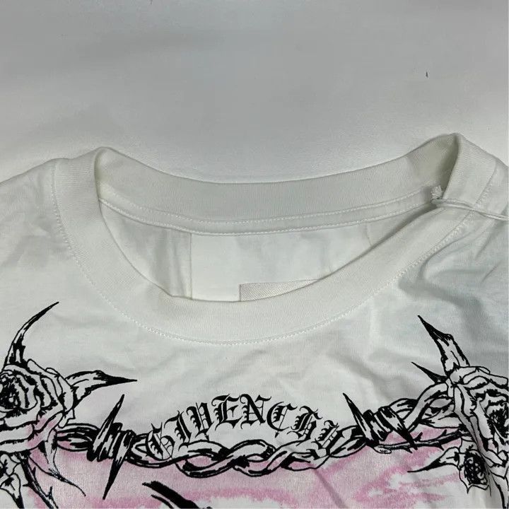 Givenchy Givenchy Givenchy Gothic Pattern Printed Loose Tshirt -250 Size US L / EU 52-54 / 3 - 4 Thumbnail