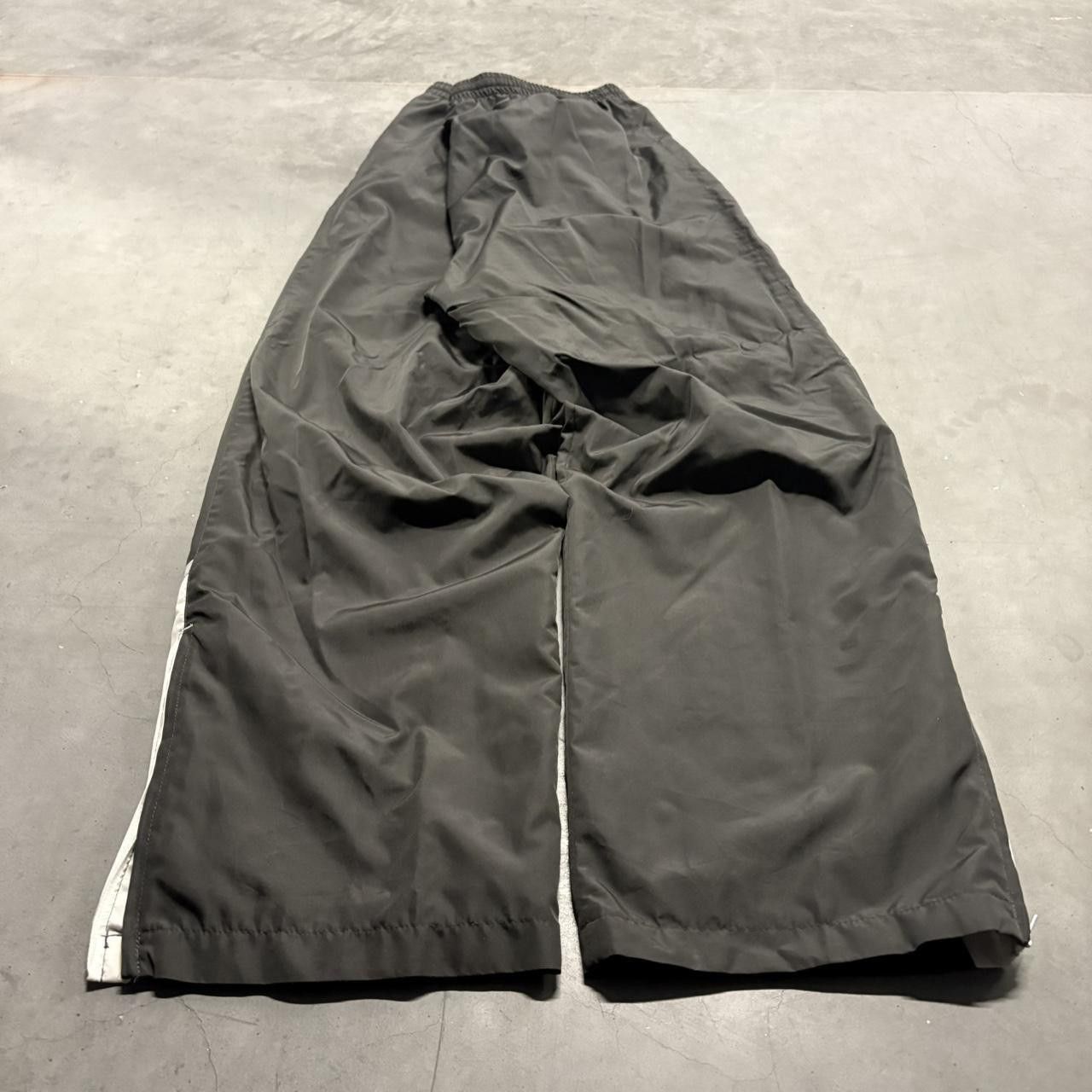 Vintage Crazy Vintage Y2K/2000s Super Baggy Avia Wideleg Track Pants With Leg Zippers ! Size US 38 / EU 54 - 5 Thumbnail