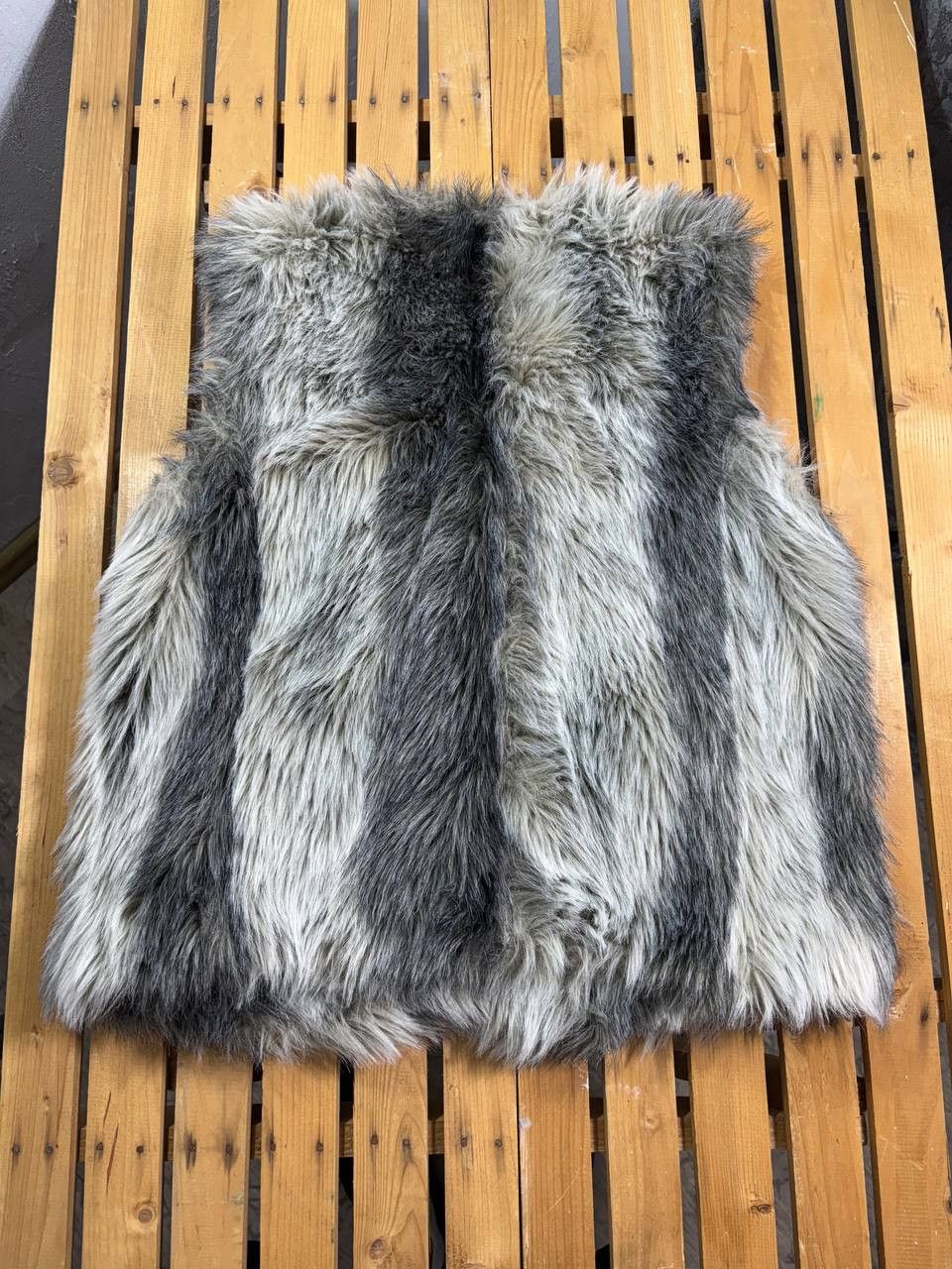 Other Vintage FUR Vest Y2K Size US M / EU 48-50 / 2 - 3 Thumbnail