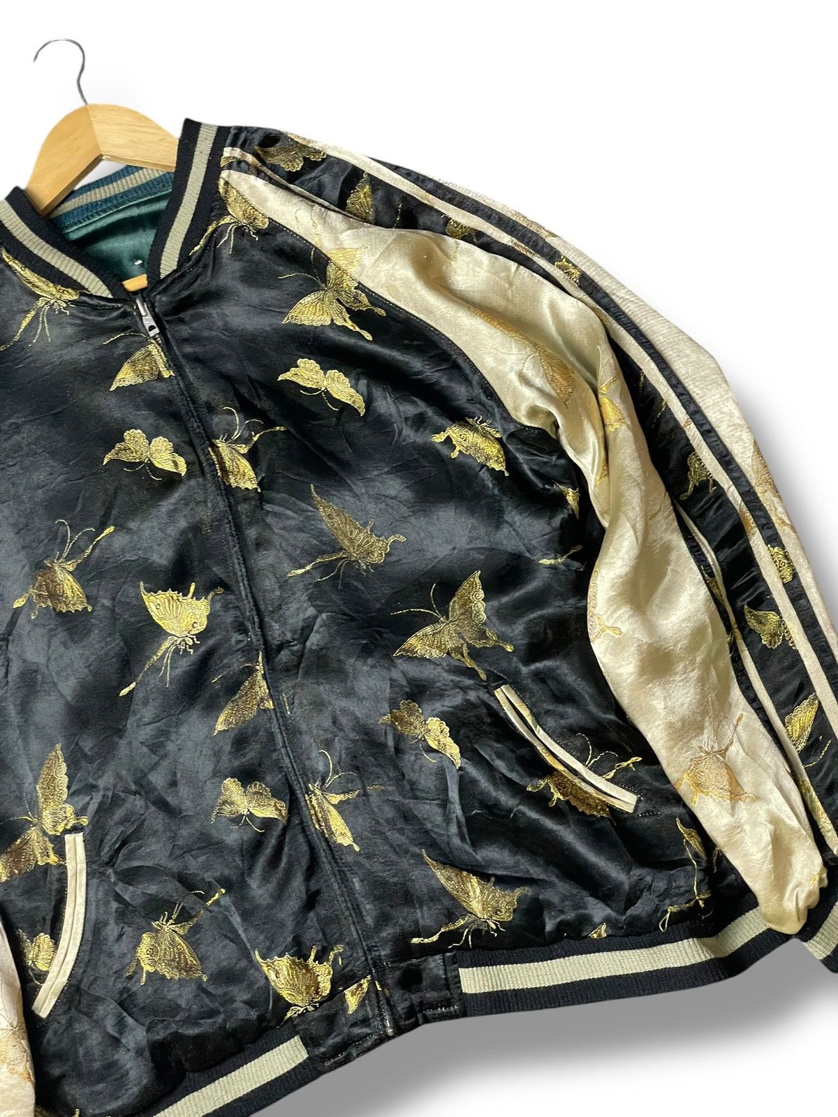 Vintage Japanese Classic Script Goldfish Embroidered Sukajan (105) Size US XL / EU 56 / 4 - 21 Thumbnail