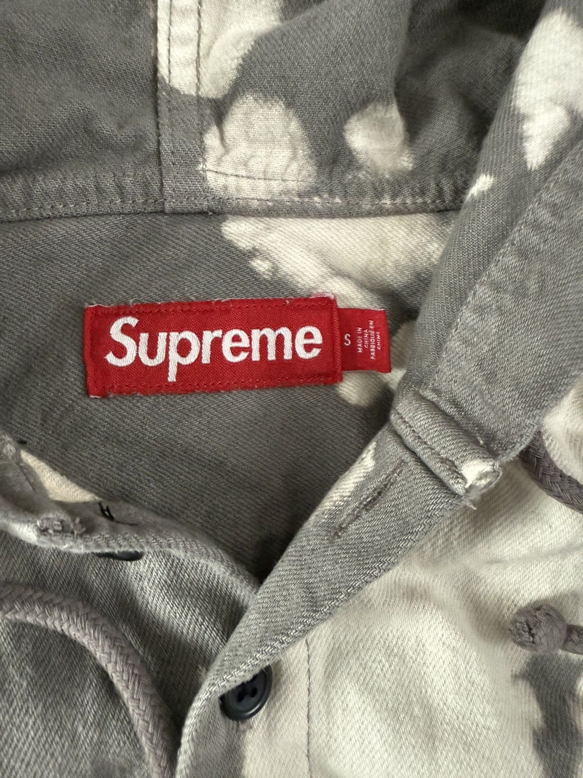 Supreme Bleached Hooded Denim Shirt Size US S / EU 44-46 / 1 - 5 Thumbnail