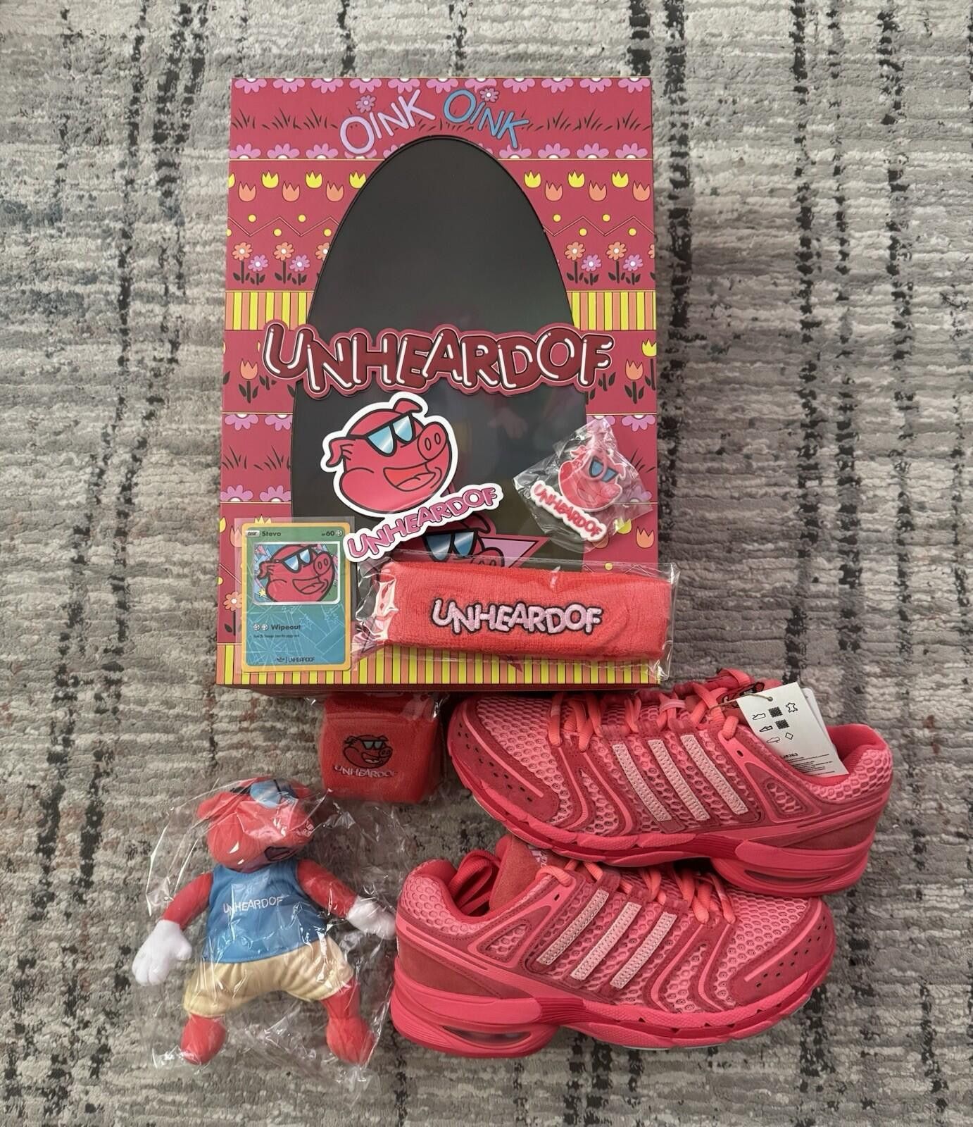 Adidas Size 10.5 - UNheardof x adidas Adistar Control 5 Piggy Size US 10.5 / EU 43-44 - 1 Thumbnail