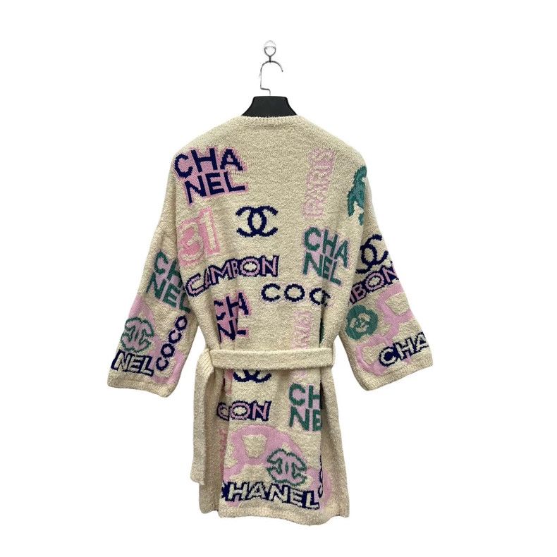 Chanel Chanel Graffiti Letter Logo jacquard knit cardigan coat Size XS / US 0-2 / IT 36-38 - 2 Thumbnail