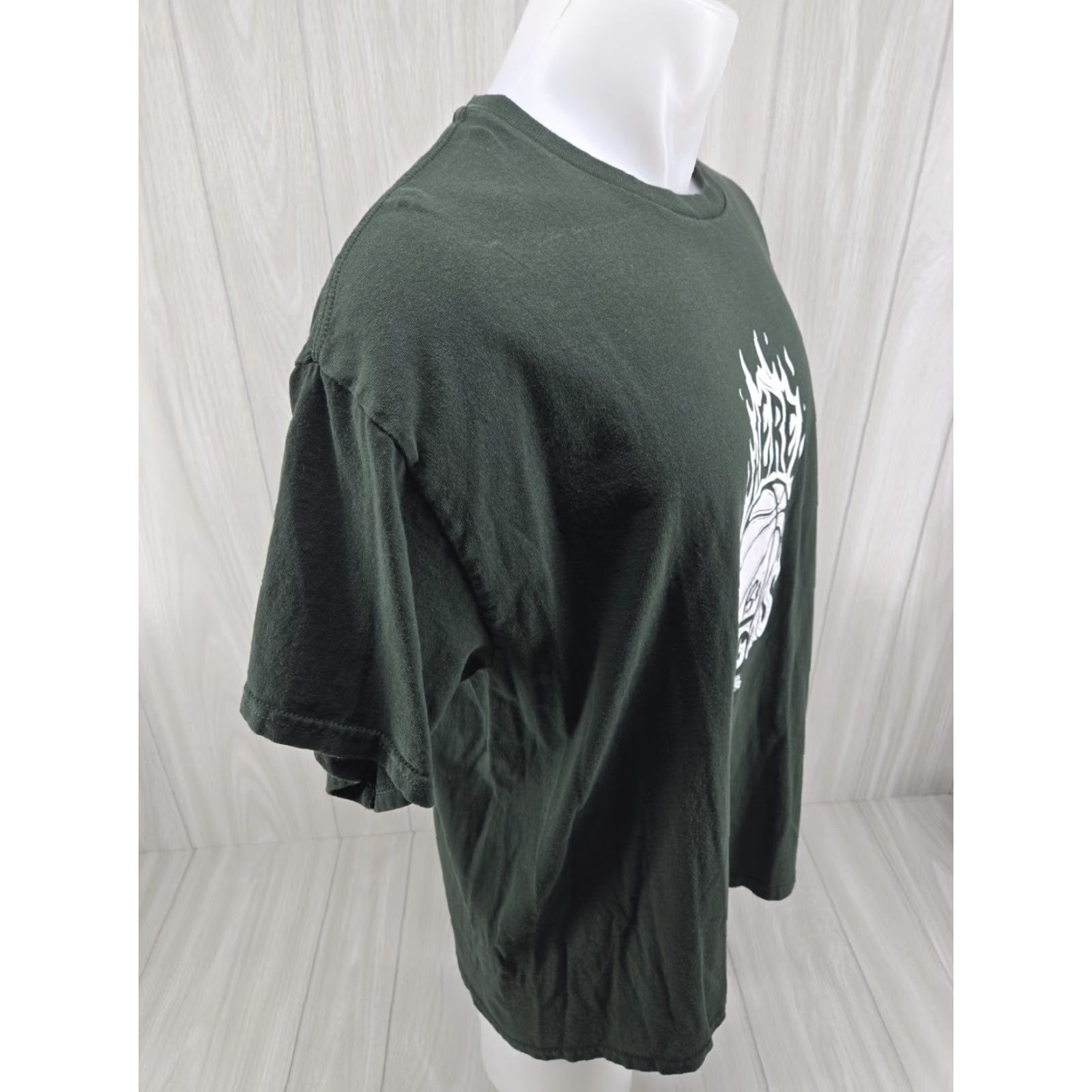 Gildan UAB Blazers Bookstore Here Be Dragons T Shirt Men XL Green Size US XL / EU 56 / 4 - 6 Thumbnail