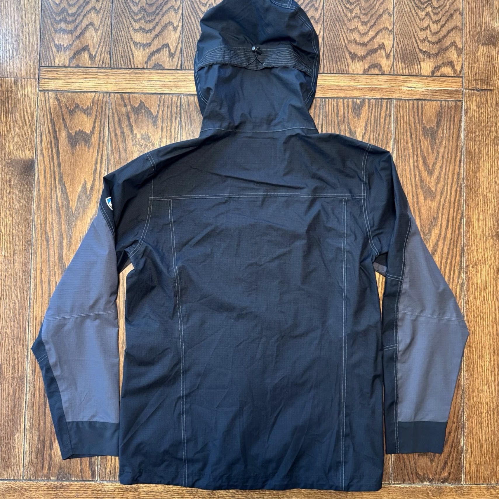Vintage VINTAGE Kuhl Jacket Mens Small Black Gray Projekt Jetstream Windbreaker Hooded Shirt? Size US S / EU 44-46 / 1 - 7 Thumbnail