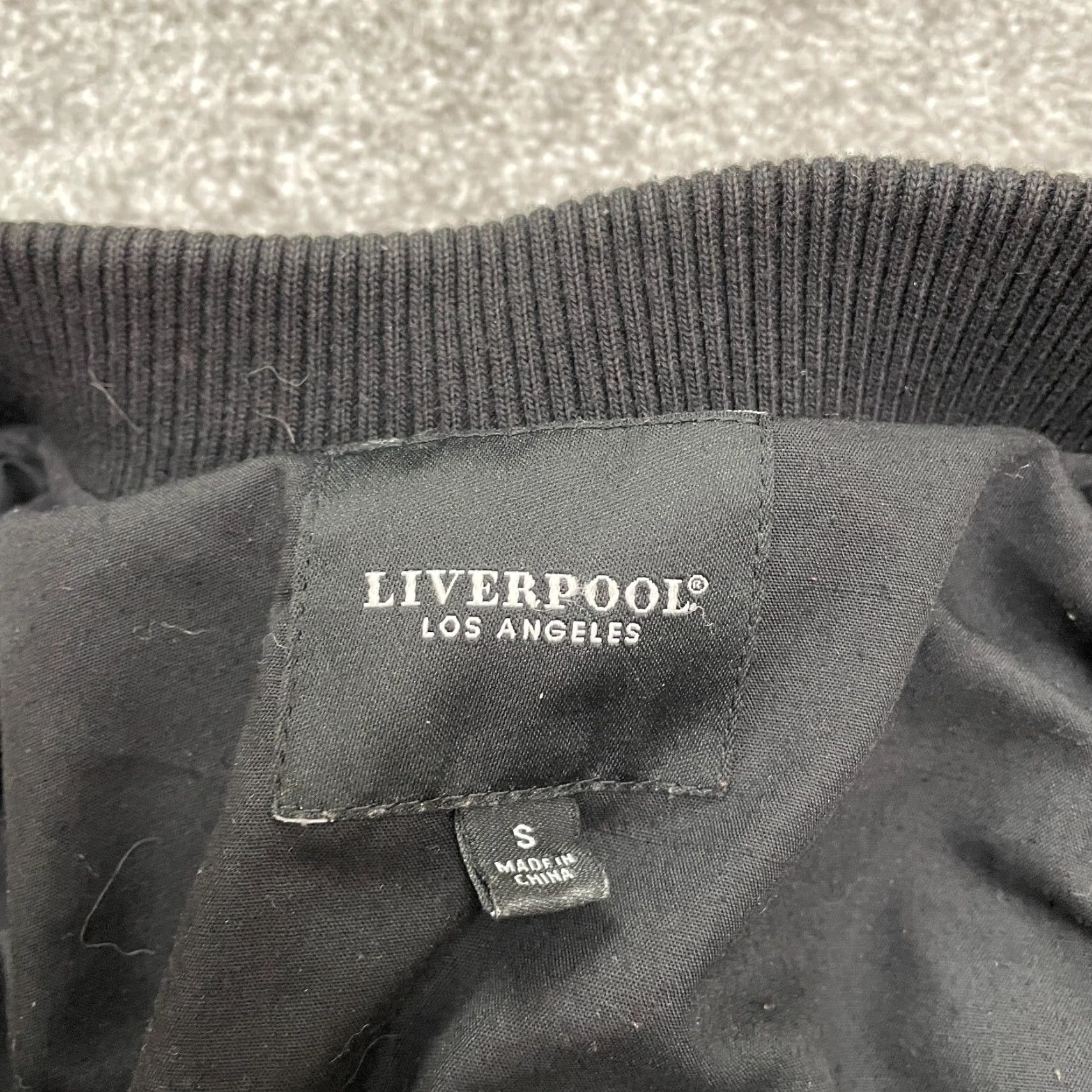 Vintage Liverpool Quilted Bomber Jacket Womens Small Black Full Zip Pocket Casual Preppy Size S / US 4 / IT 40 - 4 Thumbnail
