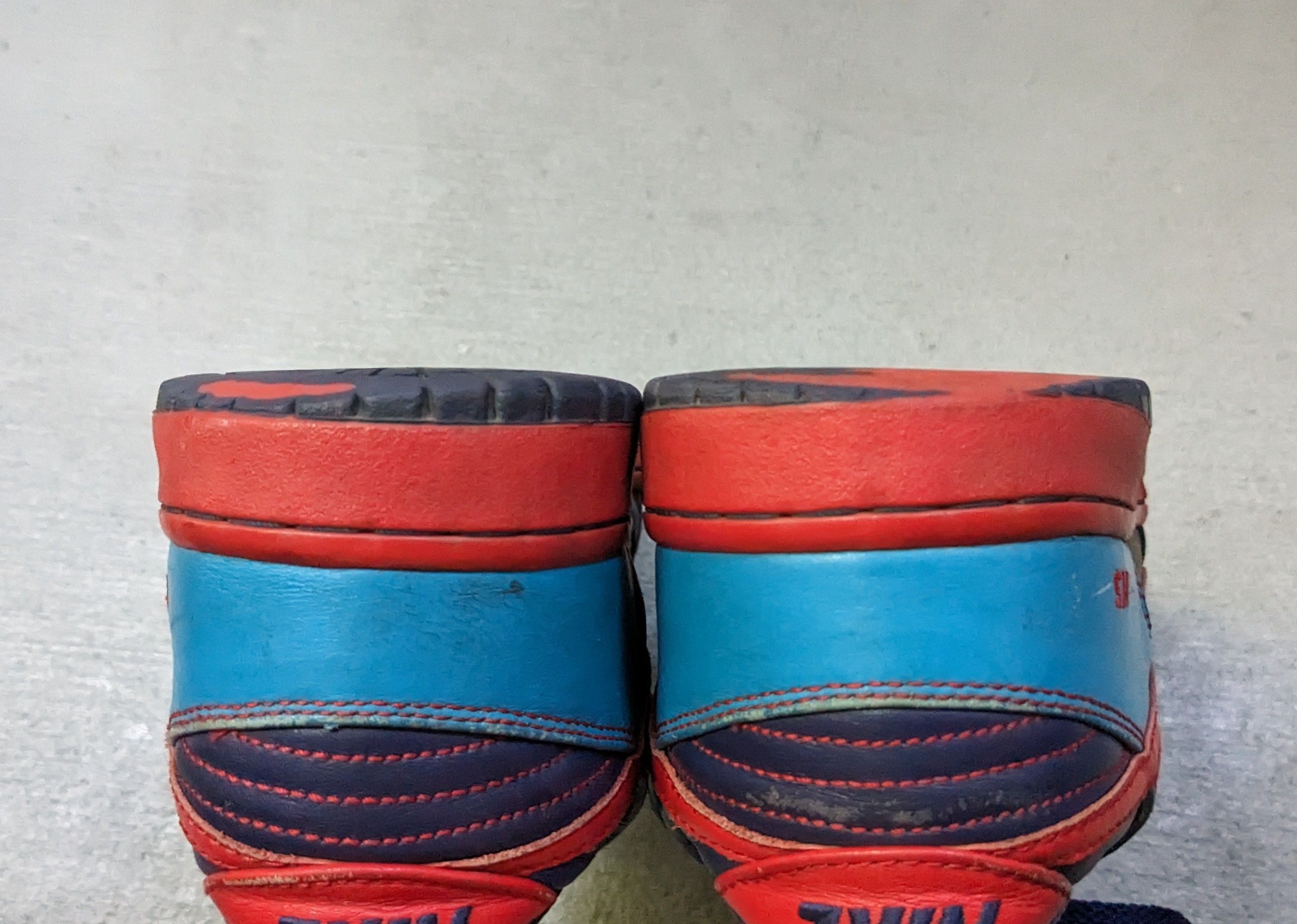 Nike Vintage Nike Dunk Low Purple Blue Red Size 11 Leather Y2K Size US 8.5 / EU 41-42 - 14 Thumbnail