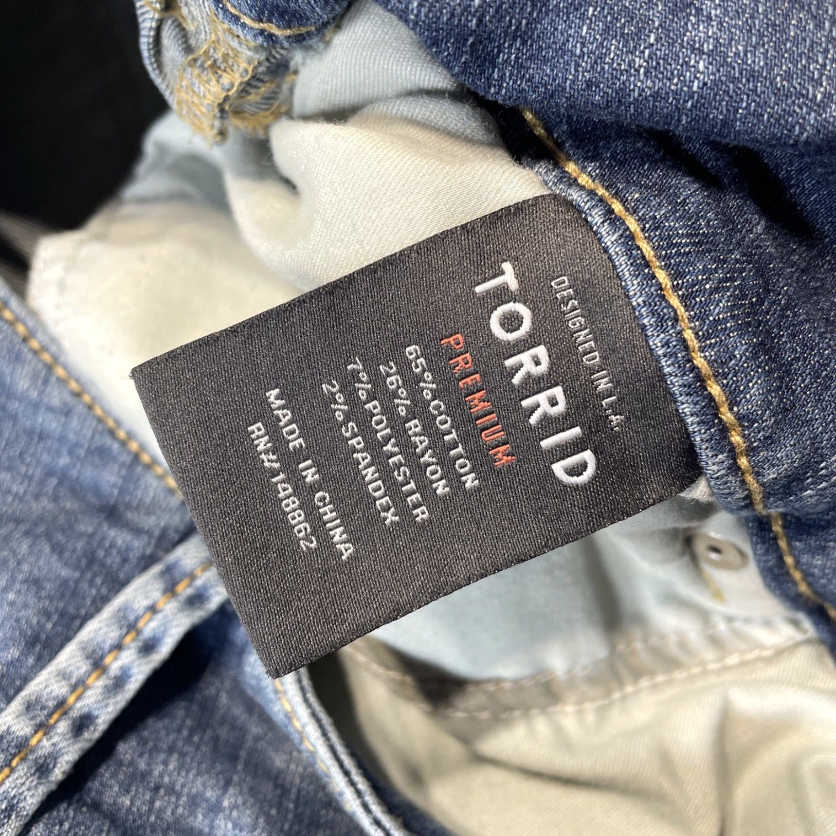 Torrid VINTAGE Torrid Plus Size Jeans Womens Jegging Stretch Blue Denim 20R Size 42" / US 20 - 3 Thumbnail