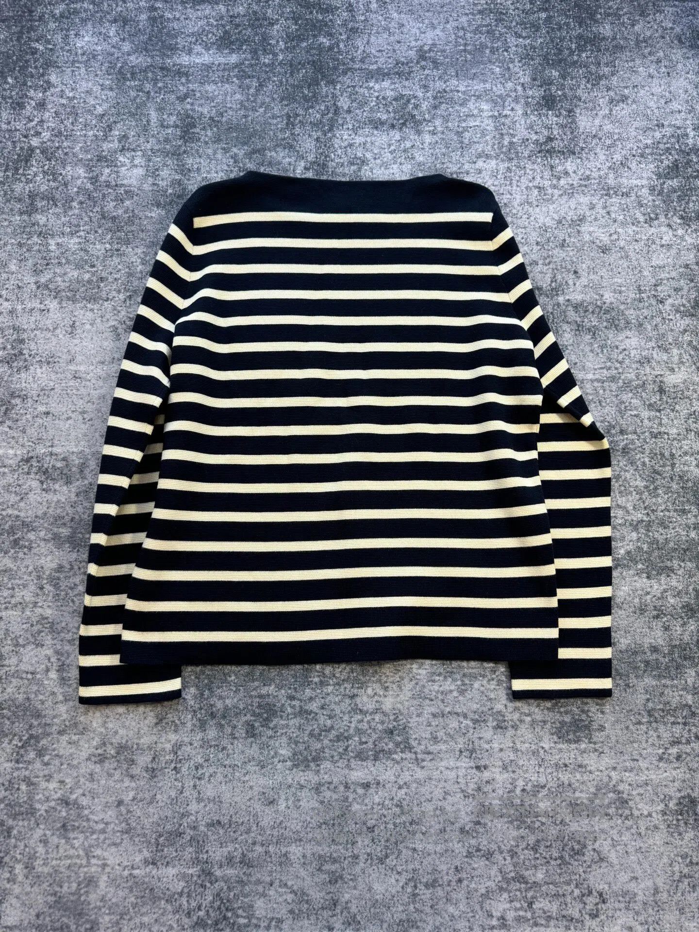 Gucci Guicci Blue and White Striped Preppy Knit Sweater| Size L / US 10 / IT 46 - 2 Thumbnail