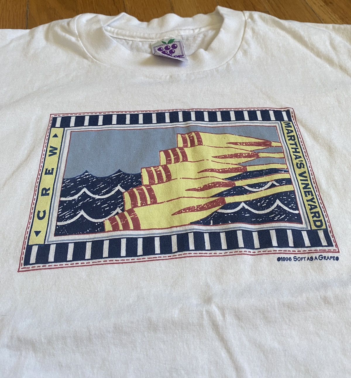 Vintage Marthas Vineyard single stitch made in usa tee t-shirt Size US M / EU 48-50 / 2 - 2 Thumbnail