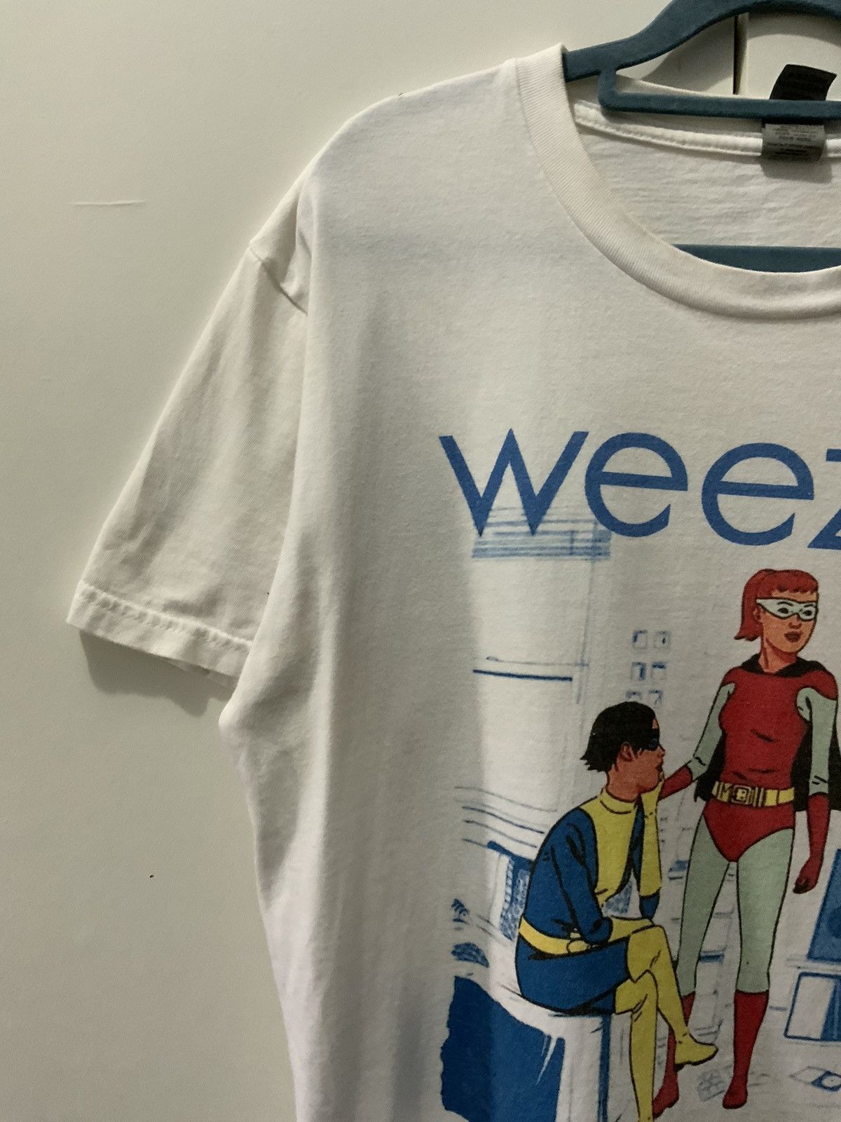 Band Tees Weezer White Band Tee Size US M / EU 48-50 / 2 - 6 Thumbnail