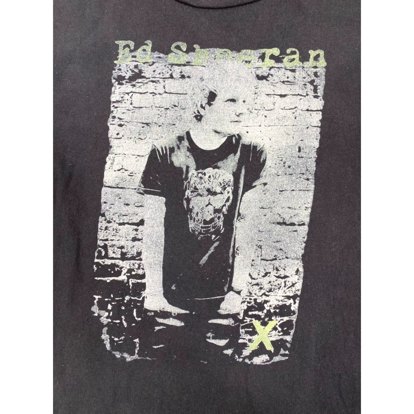 Gildan Ed Sheeran X Album Short Sleeve Black Graphic T-Shirt Tee Mens Shirt Band Music T-Shirt Crew Neck Cotton Gildan S Black Logo Double-Sided Vintage No Size US S / EU 44-46 / 1 - 2 Thumbnail