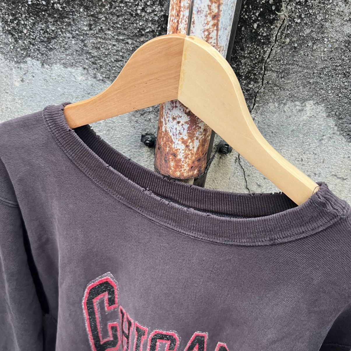 Champion “VINTAGE” CHAMPION CHICAGO BULLS FADED CREWNECK Size US XL / EU 56 / 4 - 7 Thumbnail