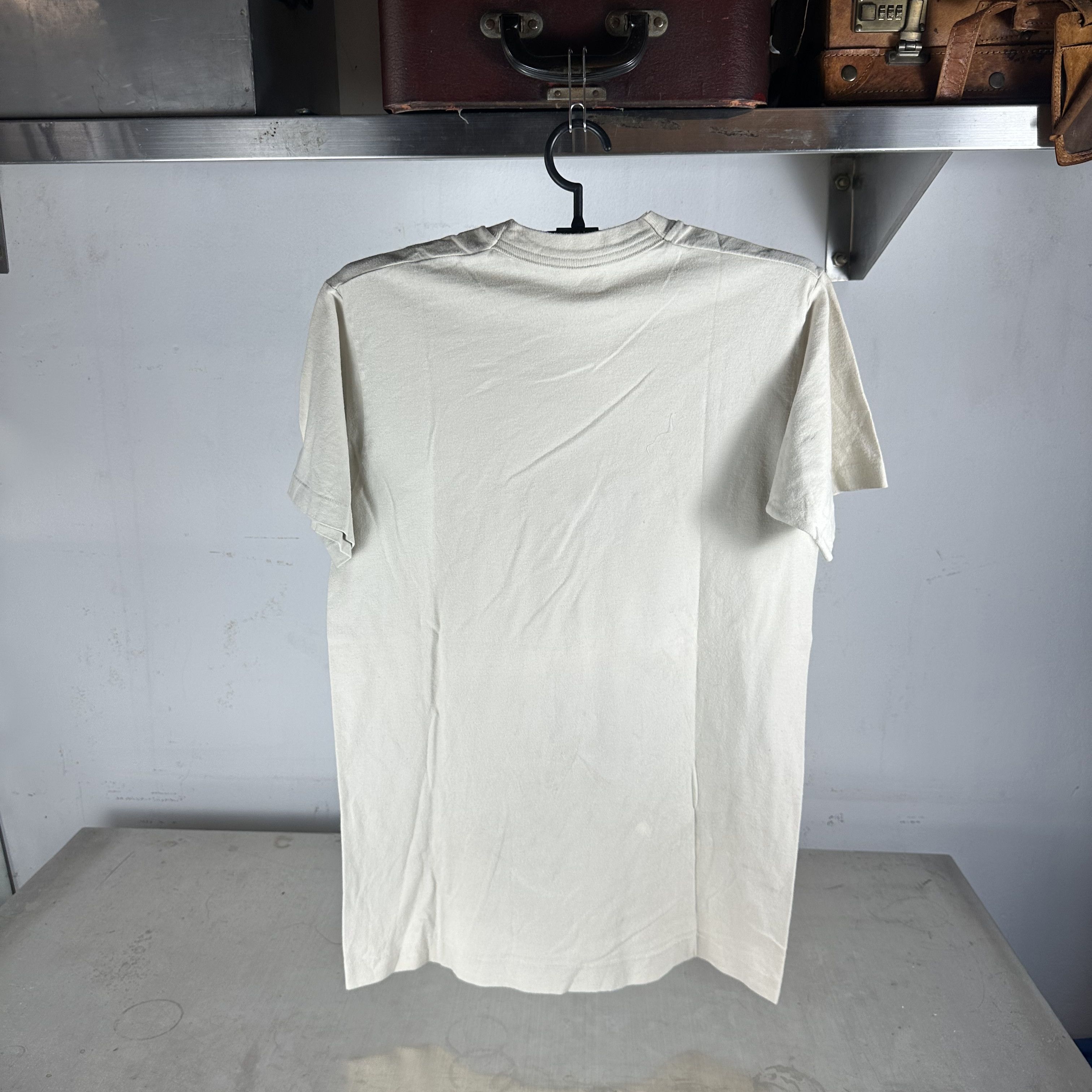 Vintage 1996 Friends Sitcom TV Series Logo Single Stitch T-shirt Size US L / EU 52-54 / 3 - 7 Thumbnail
