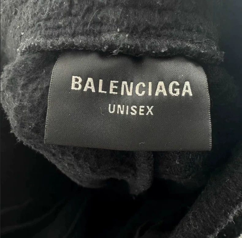Balenciaga Balenciaga size XS Polar Fleece Coke Sweater Pants Sweater Size US 27 - 6 Thumbnail