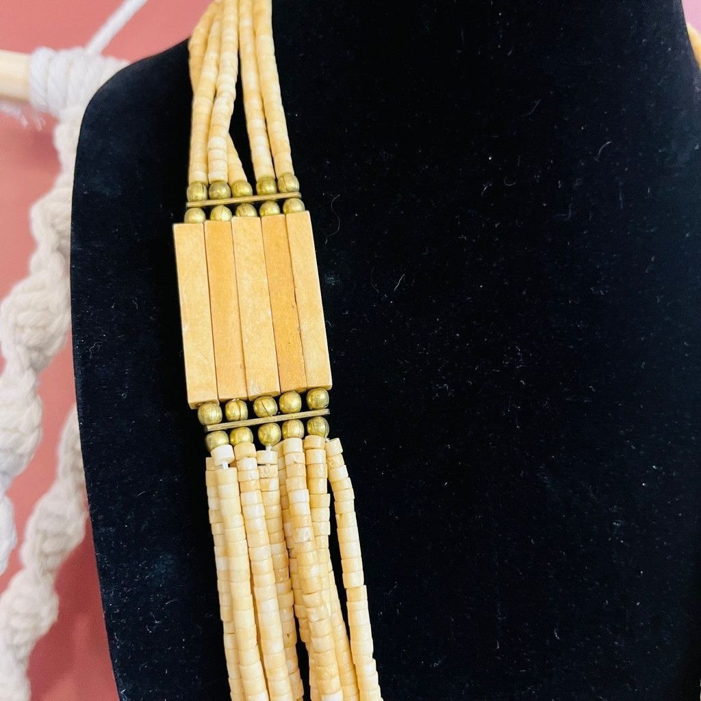 Vintage Vintage 1970s Carved Bone Beaded Necklace Neutral Hippie Size ONE SIZE - 3 Thumbnail