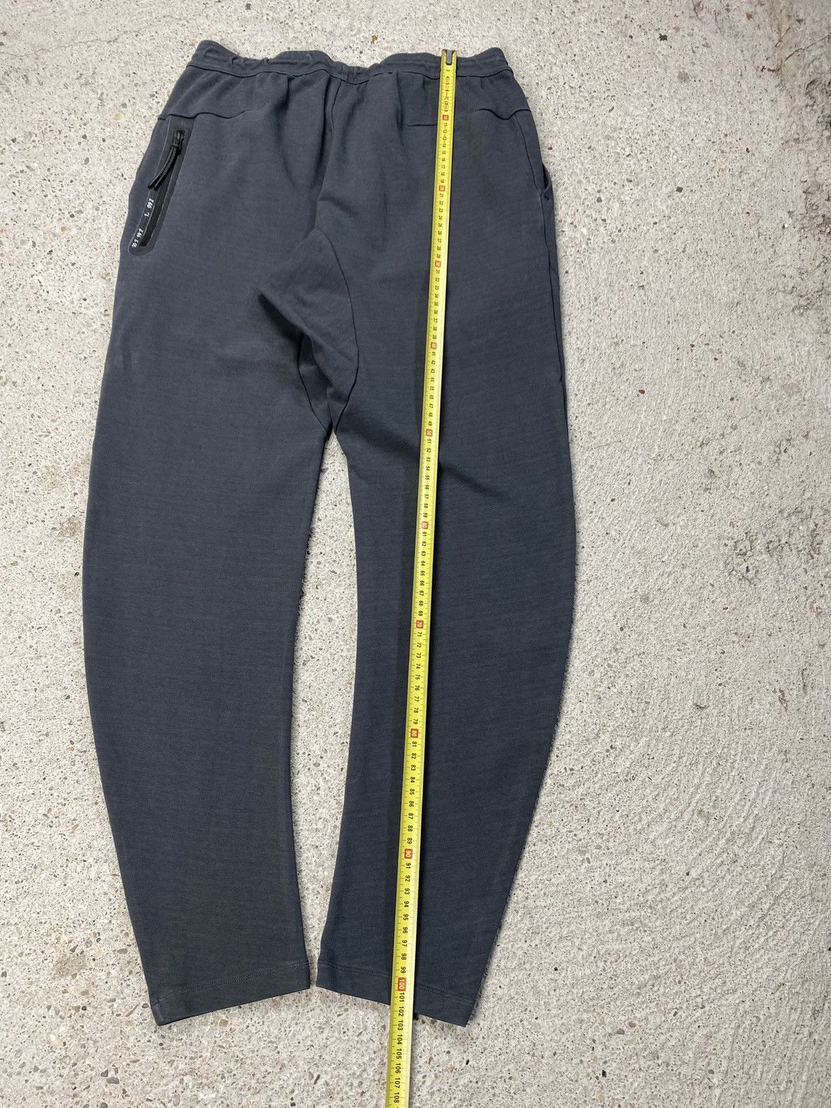Nike Nike tech fleece fc barcelona gret swetapants football Size US 34 / EU 50 - 15 Thumbnail