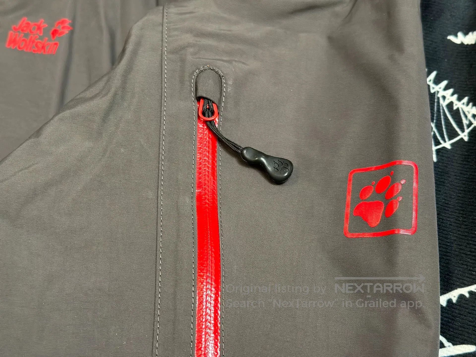Jack Wolfskin JACKWOLFSKIN Lightweight Waterproof Jacket. Size US M / EU 48-50 / 2 - 2 Thumbnail