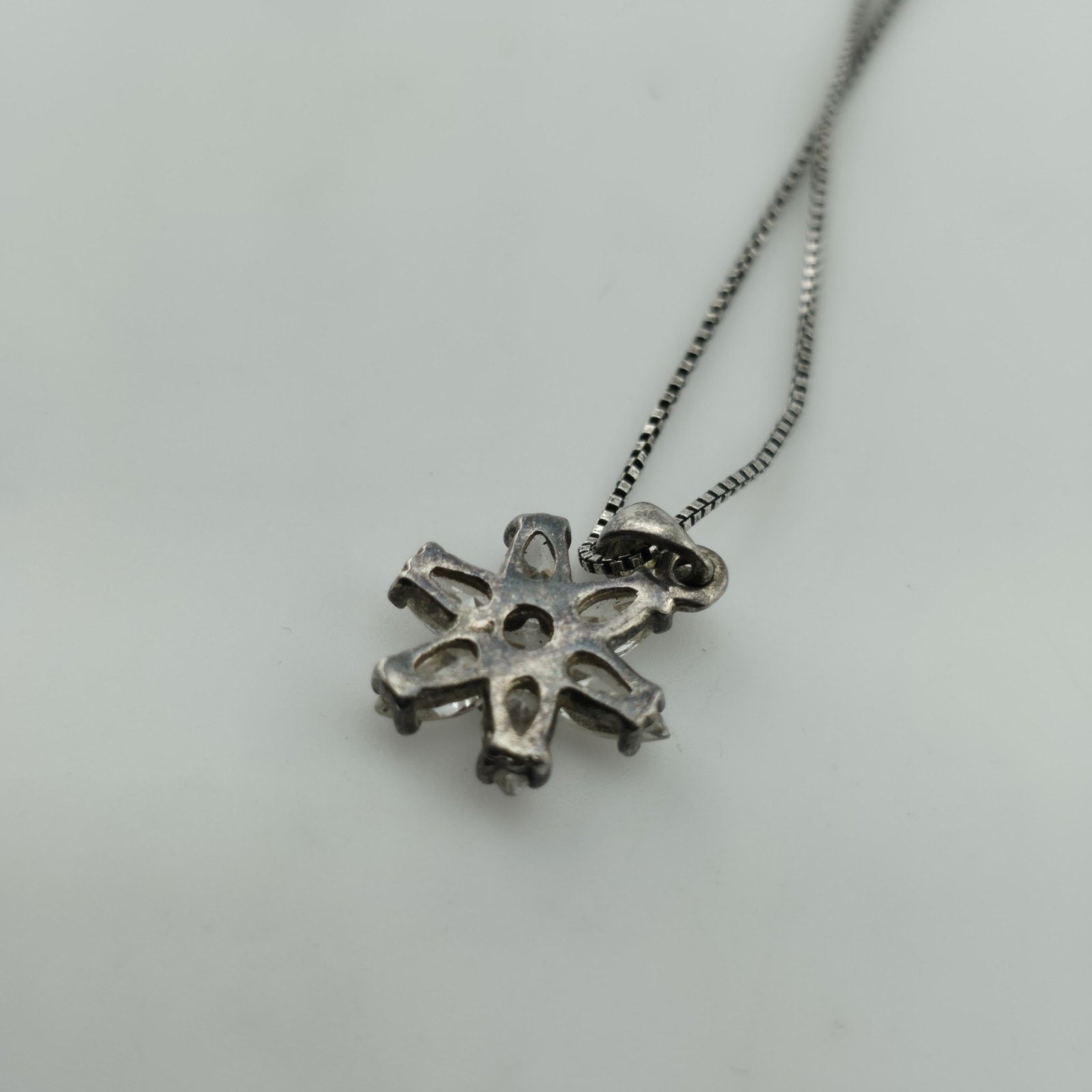 Vintage Sterling Silver 925 CZ Flower Pendant Necklace 18” Dainty Size ONE SIZE - 5 Thumbnail