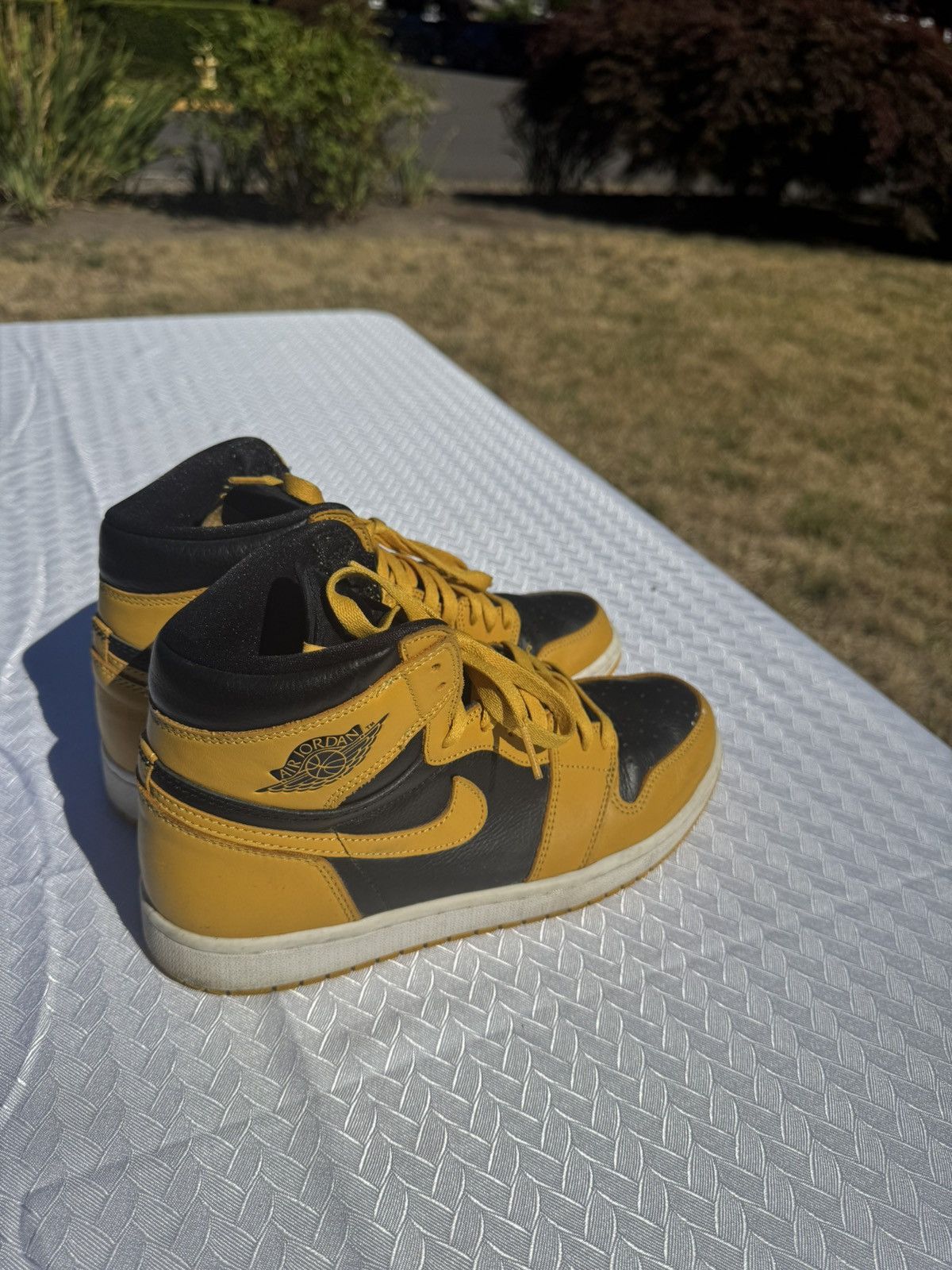 Jordan Brand Nike Jordan 1 Pollen Size US 9.5 / EU 42-43 - 2 Thumbnail