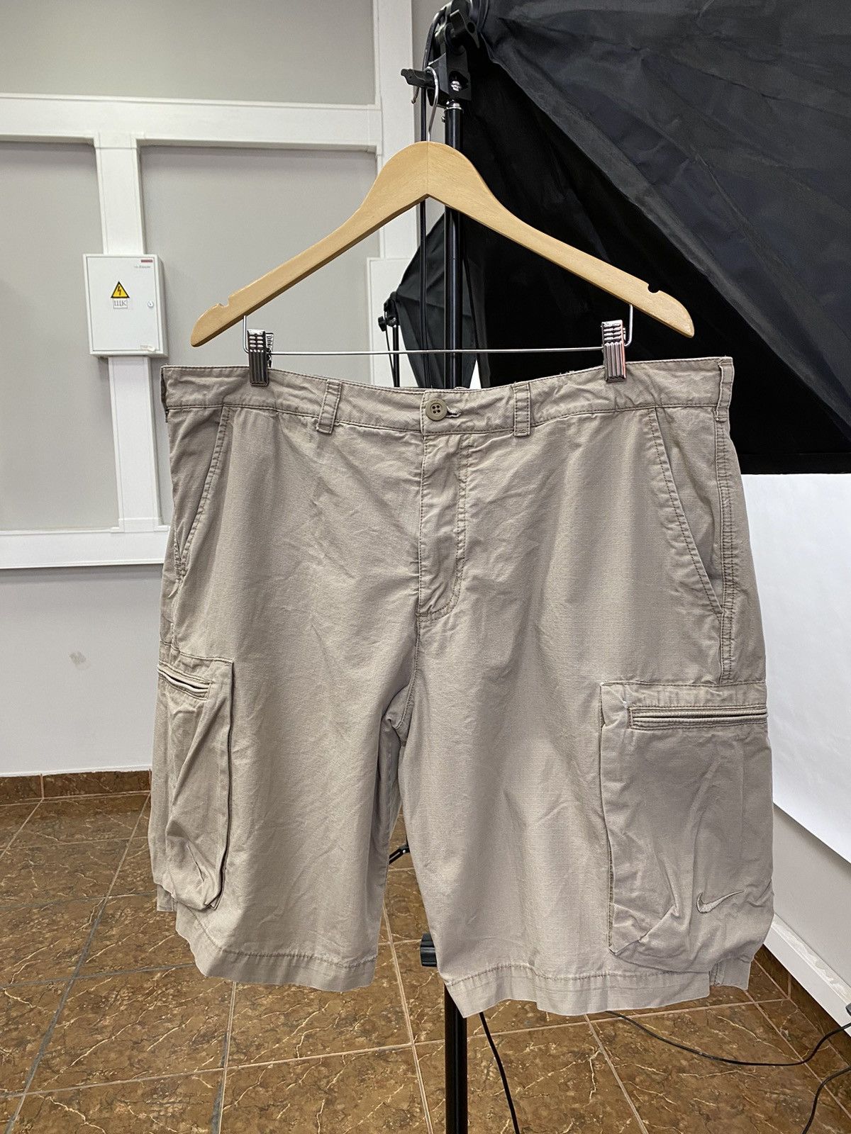 Nike 🇺🇸 Vintage 90s Nike Military Multi Pocket Cargo Shorts Size US 36 / EU 52 - 1 Thumbnail