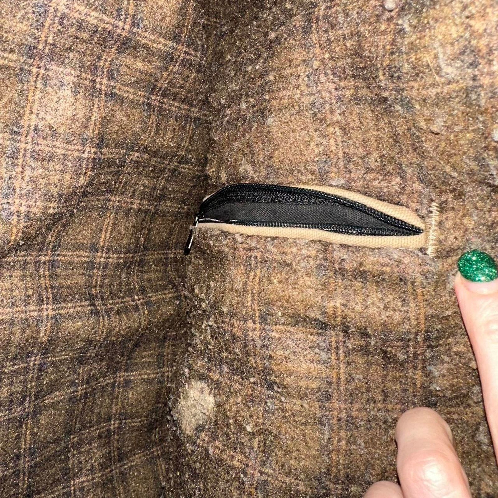 Carhartt Vintage Distressed Carhartt J97 Detroit Jacket size L Size US L / EU 52-54 / 3 - 4 Thumbnail