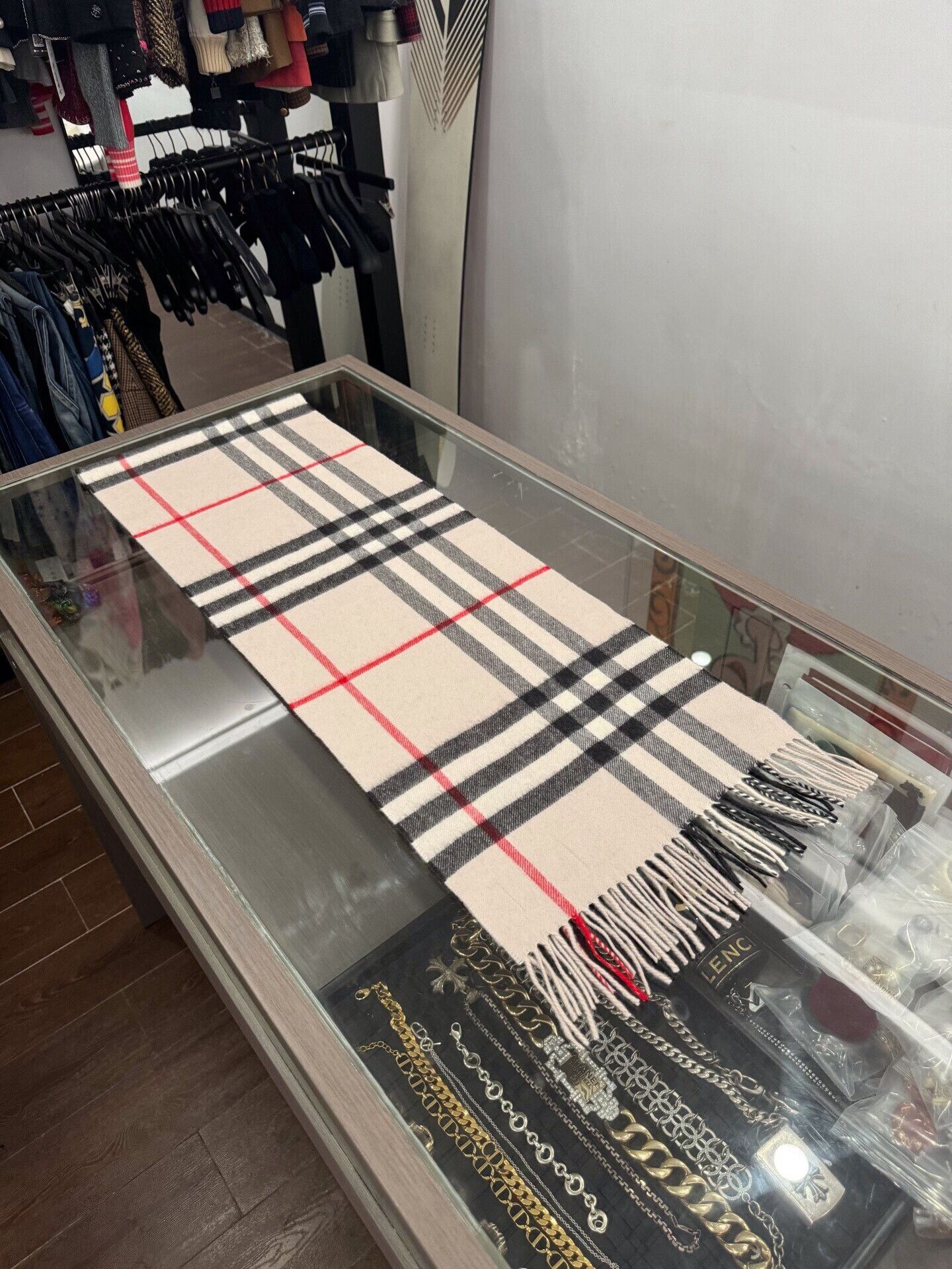 Burberry Burberry Beige Check Cashmere Scarf Size ONE SIZE - 1 Thumbnail