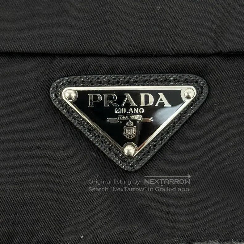 Prada Prada Dark gray checkered triangle stitching sheep wool sh Size 26" / US 2 / IT 38 - 8 Thumbnail