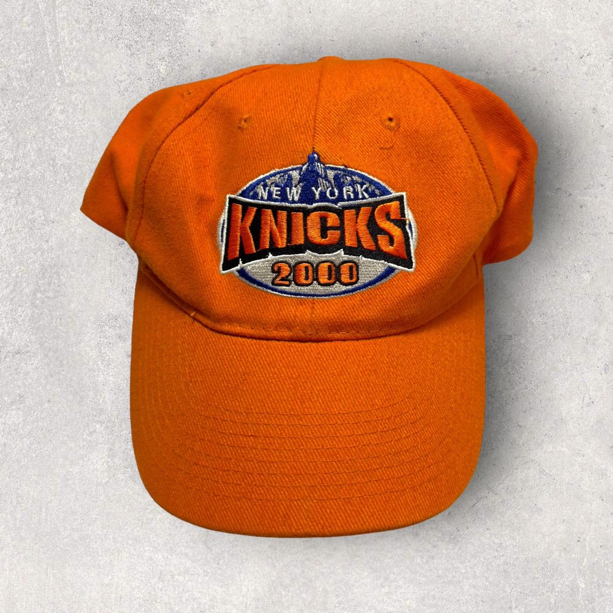 Foot Locker × NBA × Vintage Vintage New York Knicks hat Size ONE SIZE - 1 Thumbnail