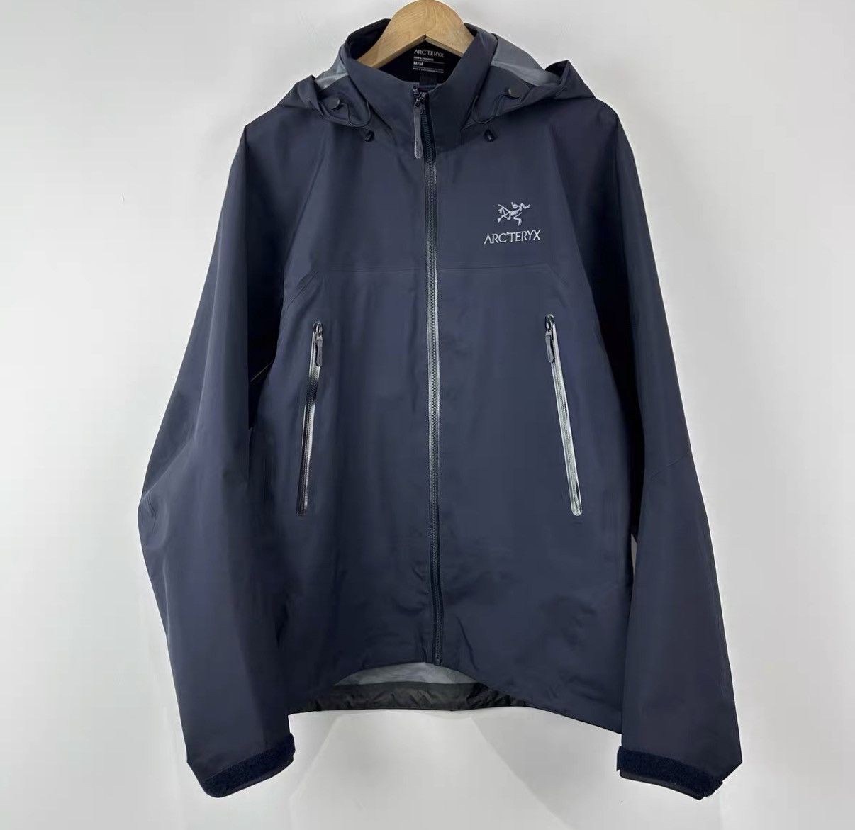 Arc'teryx Arc'teryx Beta AR Gore-Tex Hard Shell Jacket J42 Size US M / EU 48-50 / 2 - 1 Thumbnail