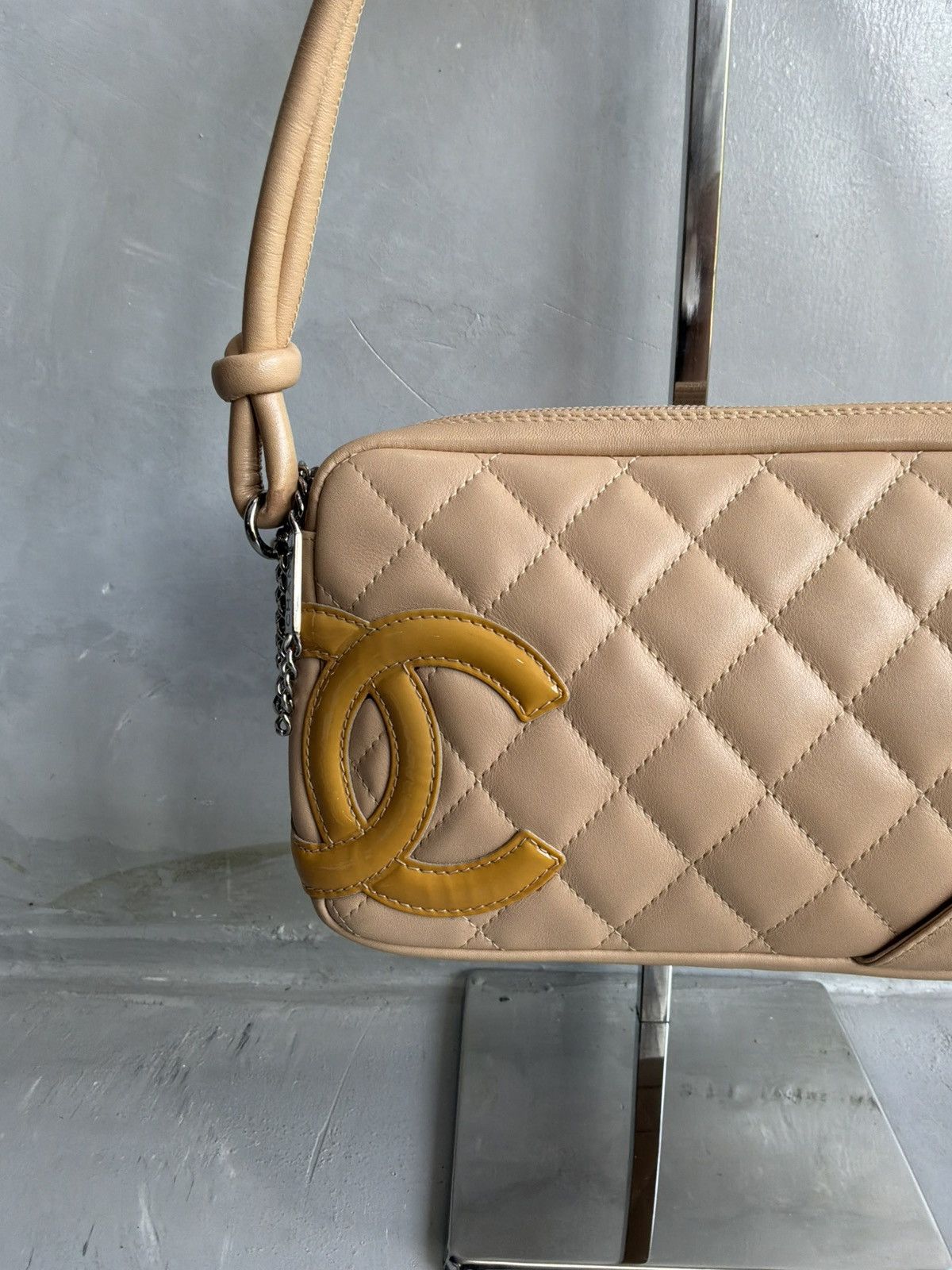 Chanel Chanel - Beige Ligne Cambon Pochette Size ONE SIZE - 4 Thumbnail