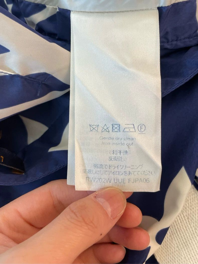 Louis Vuitton Louis Vuitton Bermuda shorts with blue and white presbyopia Size US 38 / EU 54 - 5 Thumbnail