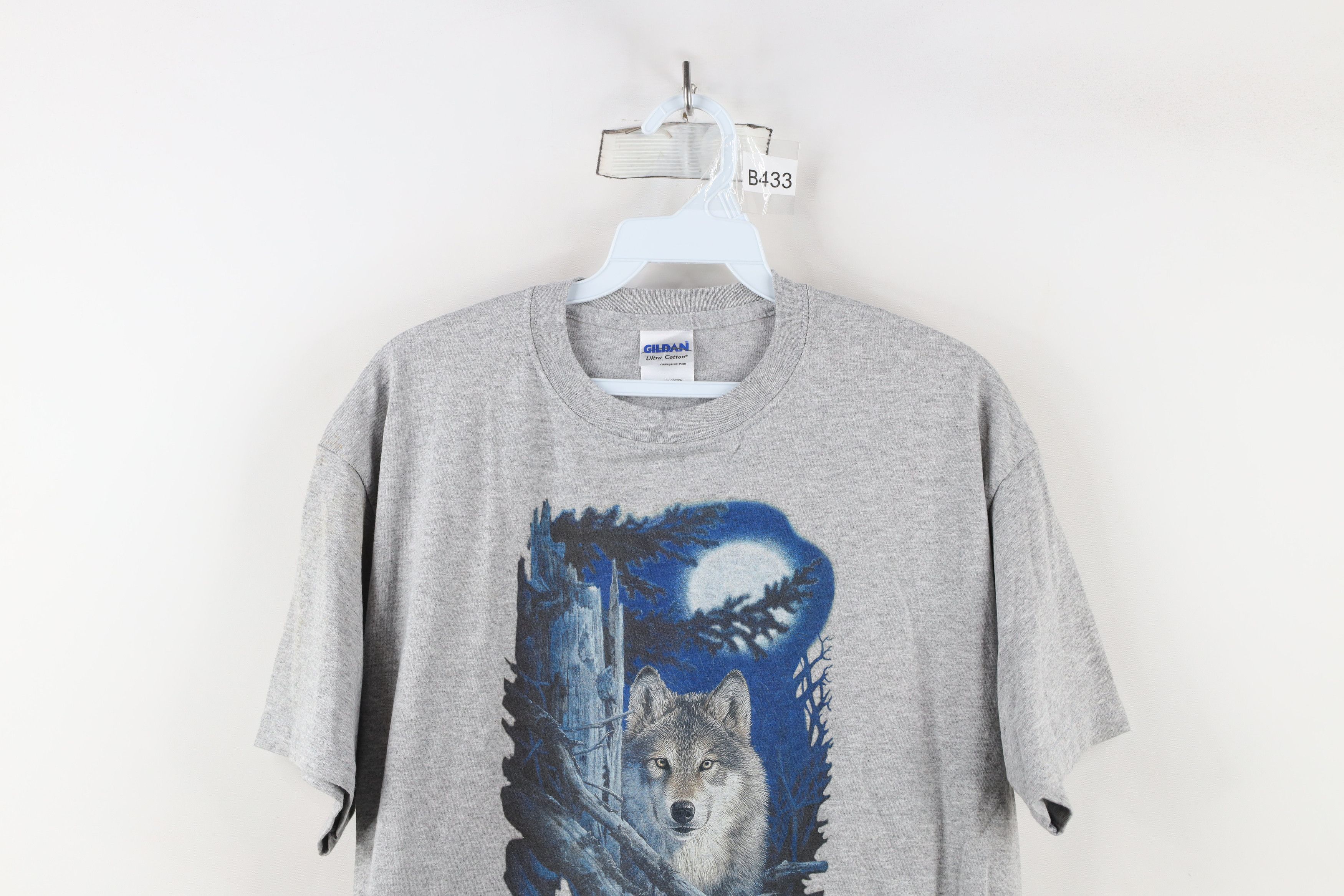 Vintage Vintage 90s Y2K Streetwear Wolf Moon Short Sleeve T-Shirt Size US M / EU 48-50 / 2 - 2 Thumbnail
