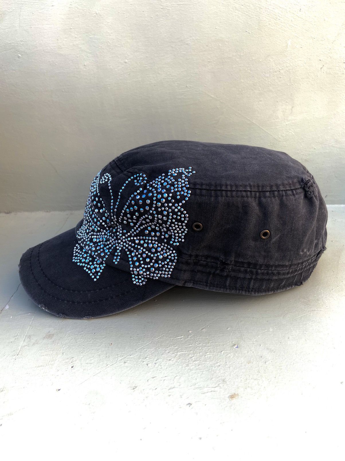 If Six Was Nine 2000s cap & tomato butterfly studded button patrol hat Size ONE SIZE - 2 Thumbnail