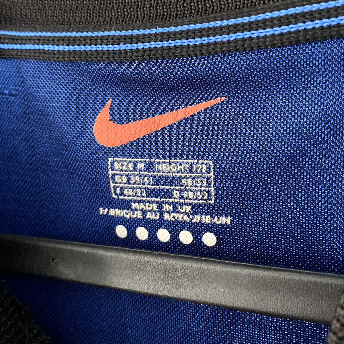 Nike × Vintage 1999 2000 Inter Italy Nike Vintage Home Kit Soccer Jersey FC Size US M / EU 48-50 / 2 - 6 Thumbnail
