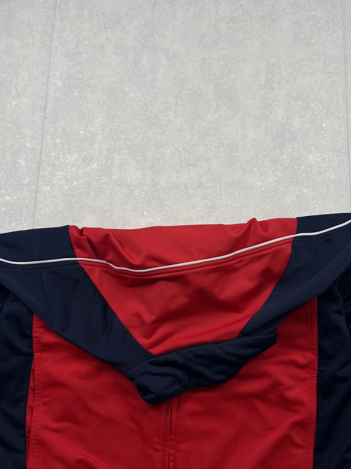 Nike 00’s NIKE VINTAGE Y2K SWOOSH LOGO TRACK JACKET Size US L / EU 52-54 / 3 - 8 Thumbnail
