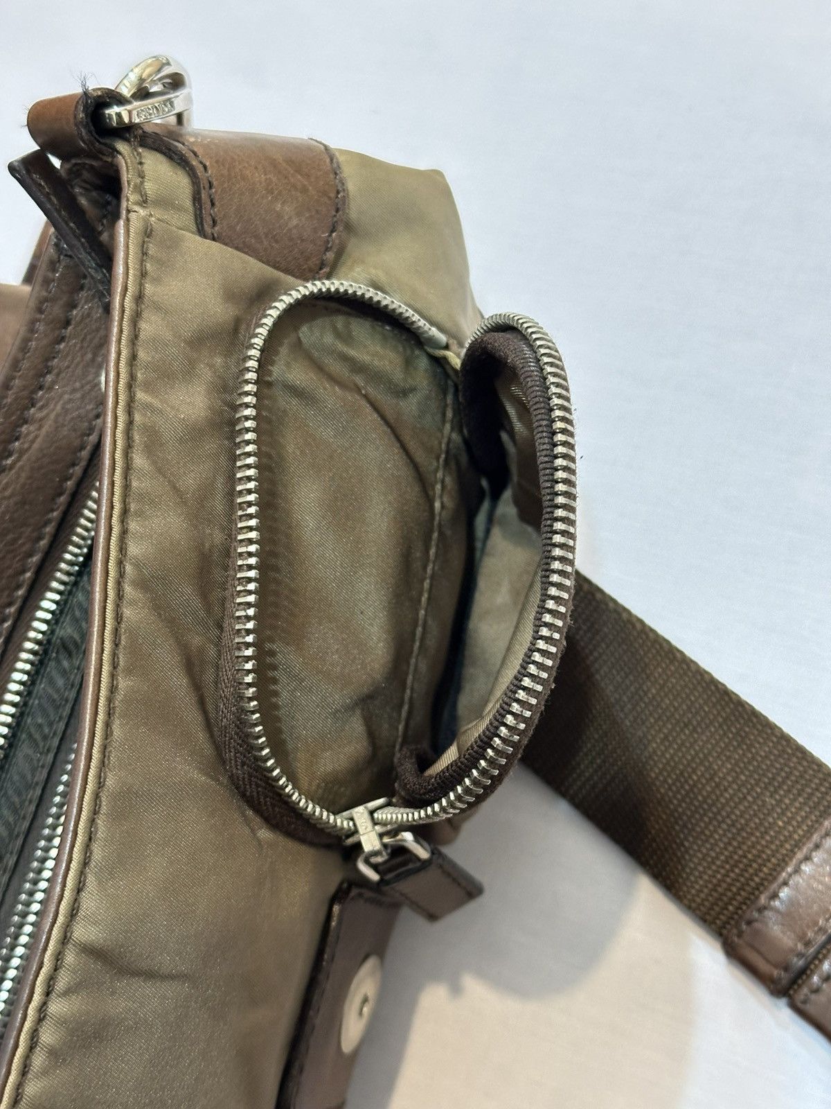 Prada Prada Tessuto and Leather Buckle Flap Shoulder Bag. Size ONE SIZE - 17 Thumbnail