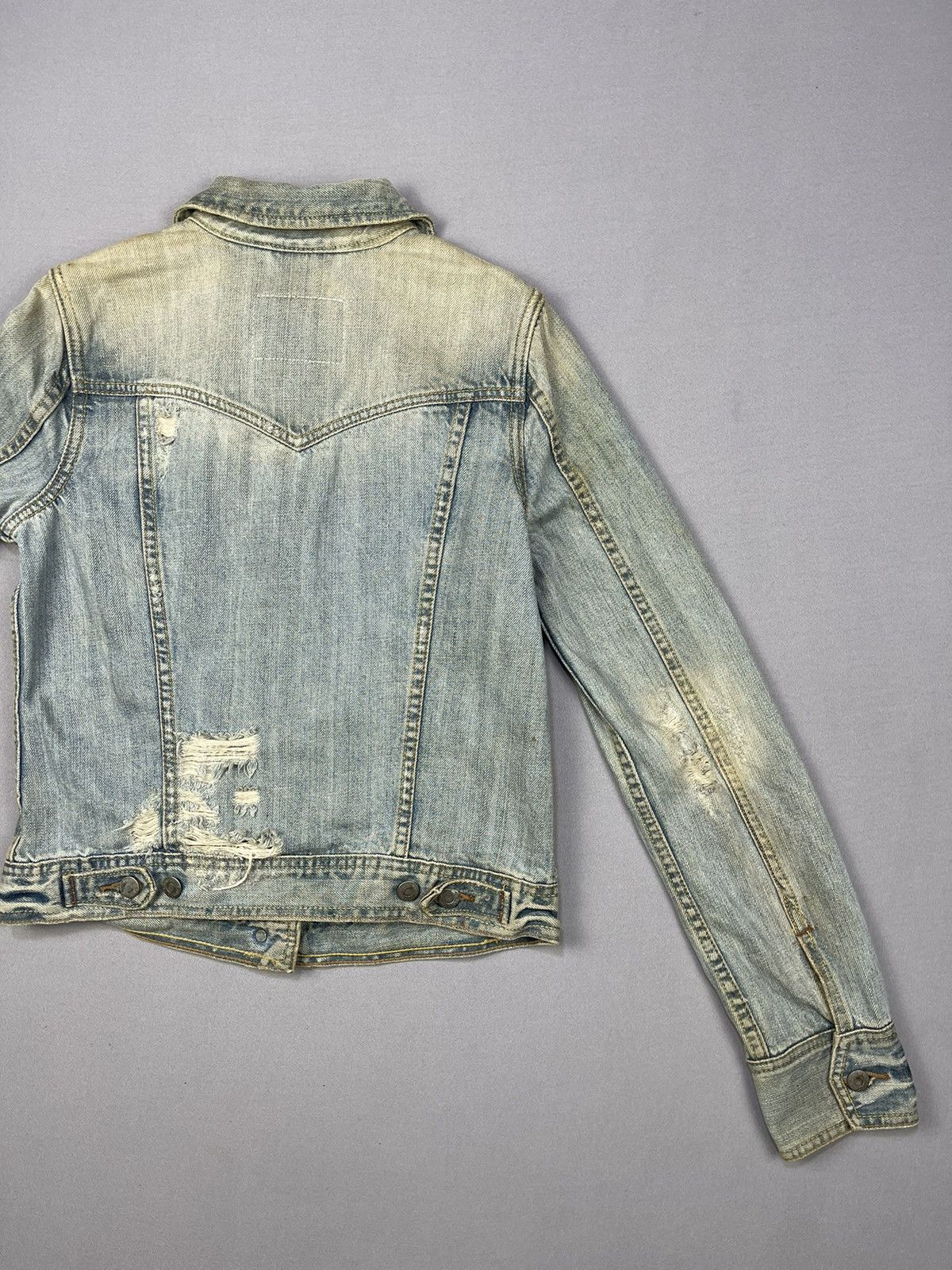 Abercrombie & Fitch ABERCROMBIE FITCH Distressed Wash Denim Jacket Size M / US 6-8 / IT 42-44 - 5 Thumbnail