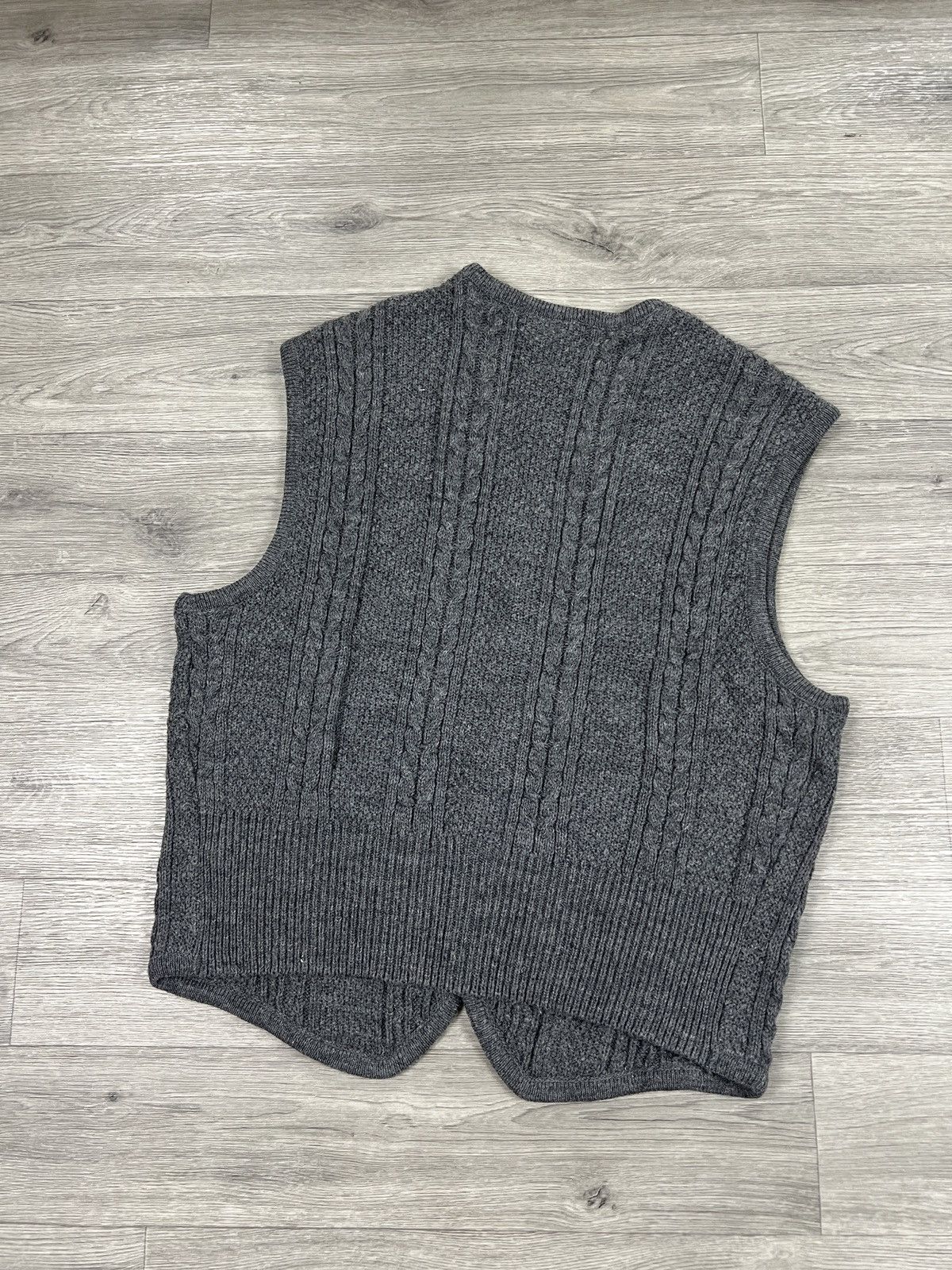 Lacoste Lacoste sleeveless wool vest size L gray men’s Size US L / EU 52-54 / 3 - 7 Thumbnail